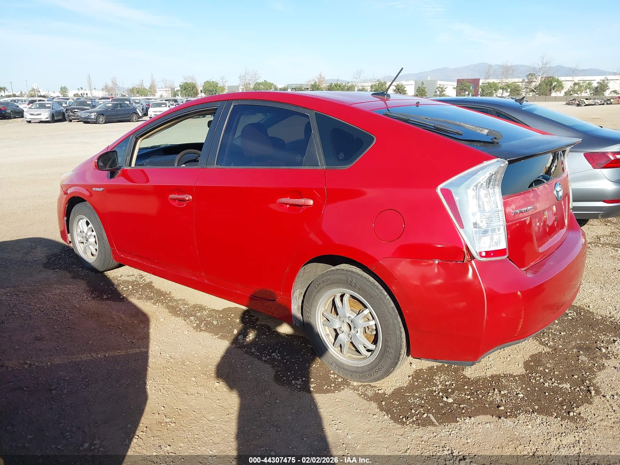 TOYOTA PRIUS image 3