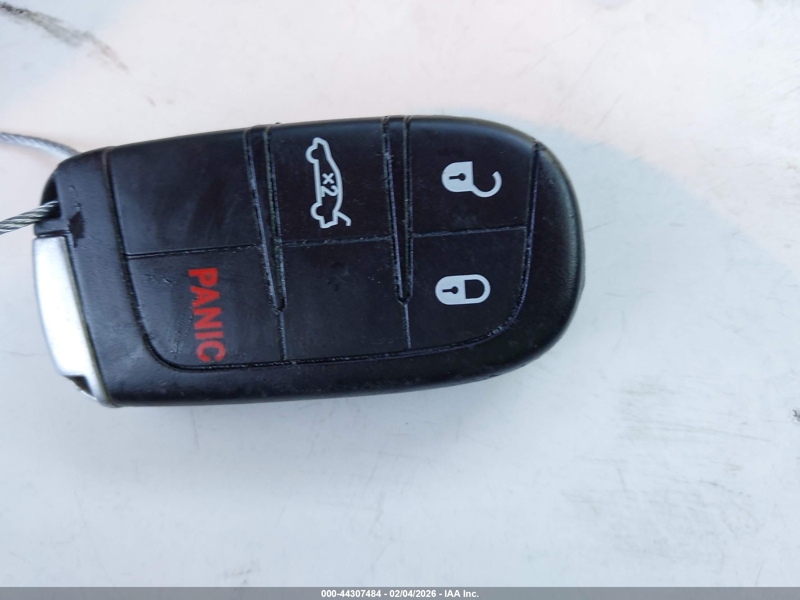 DODGE CHALLENGER image 11