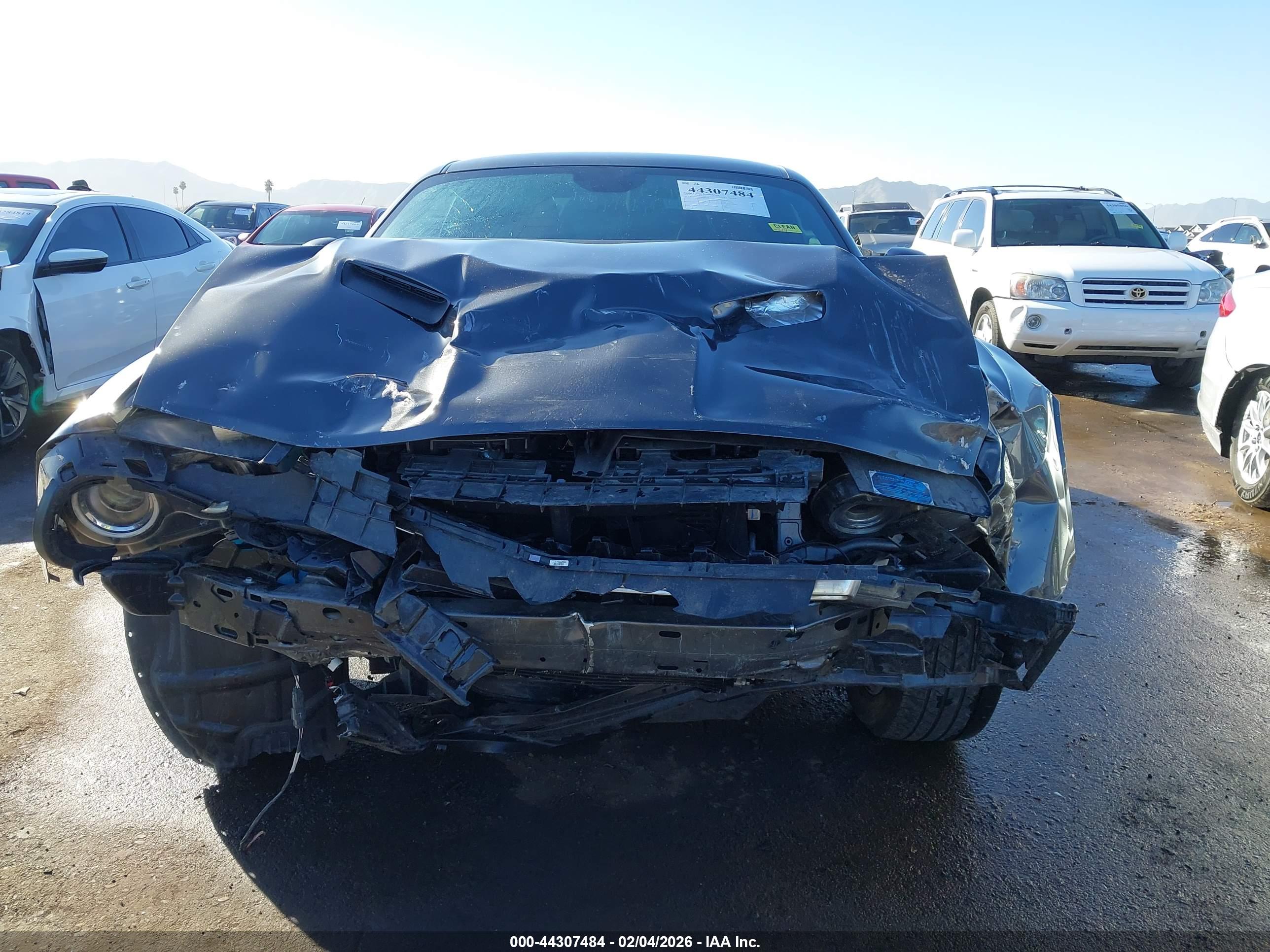 DODGE CHALLENGER image 6
