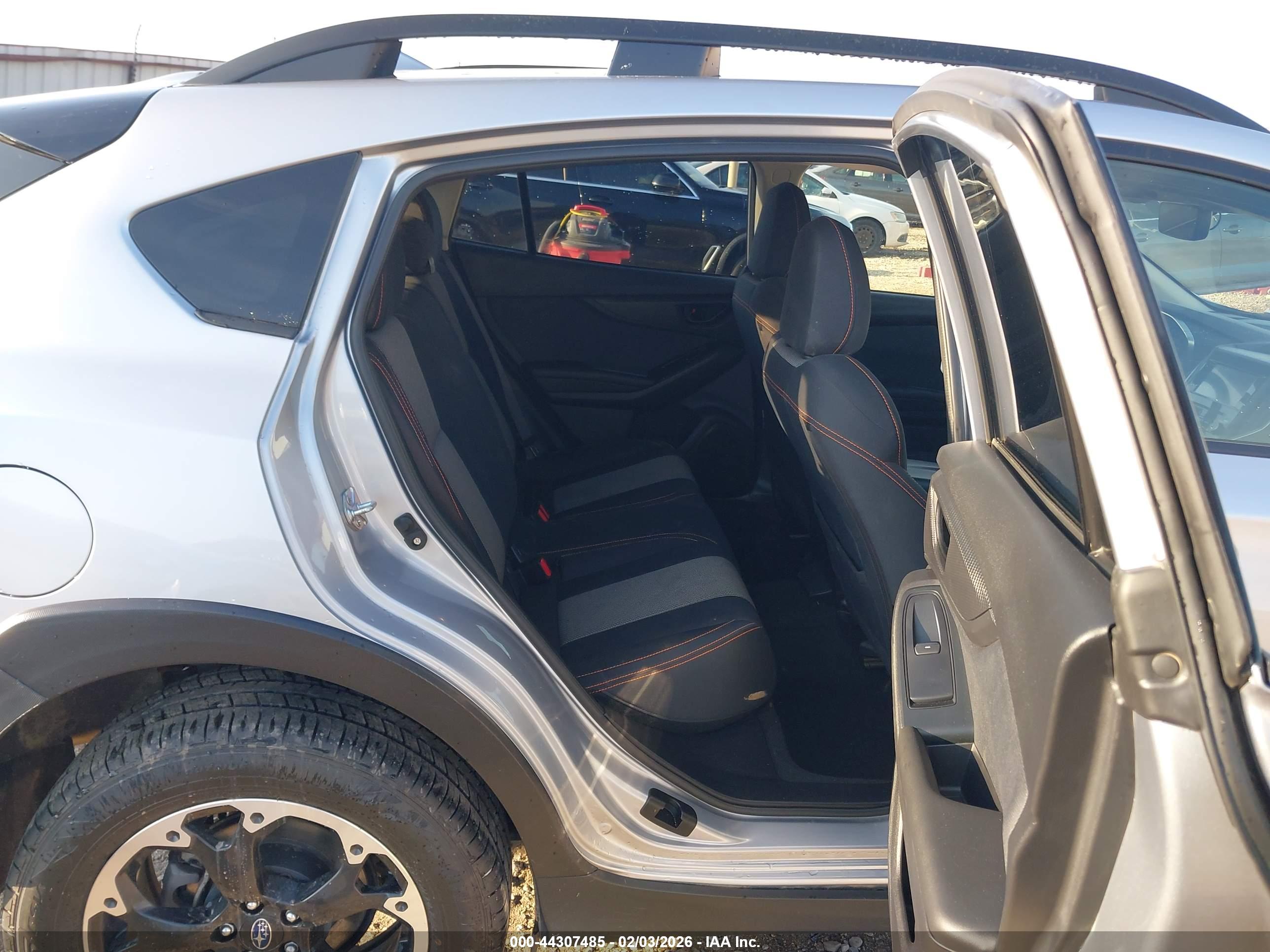 SUBARU CROSSTREK image 8