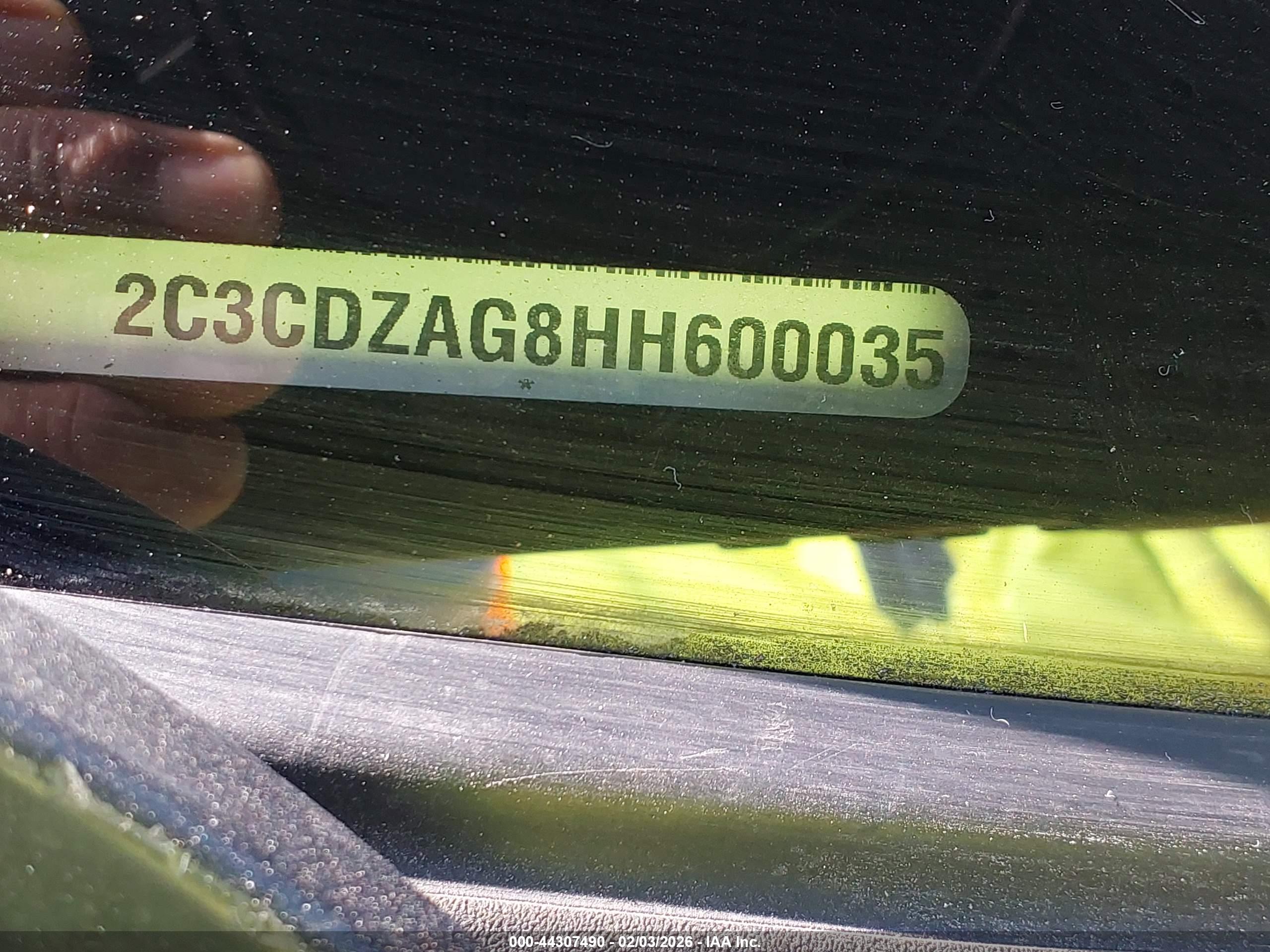 DODGE CHALLENGER image 9