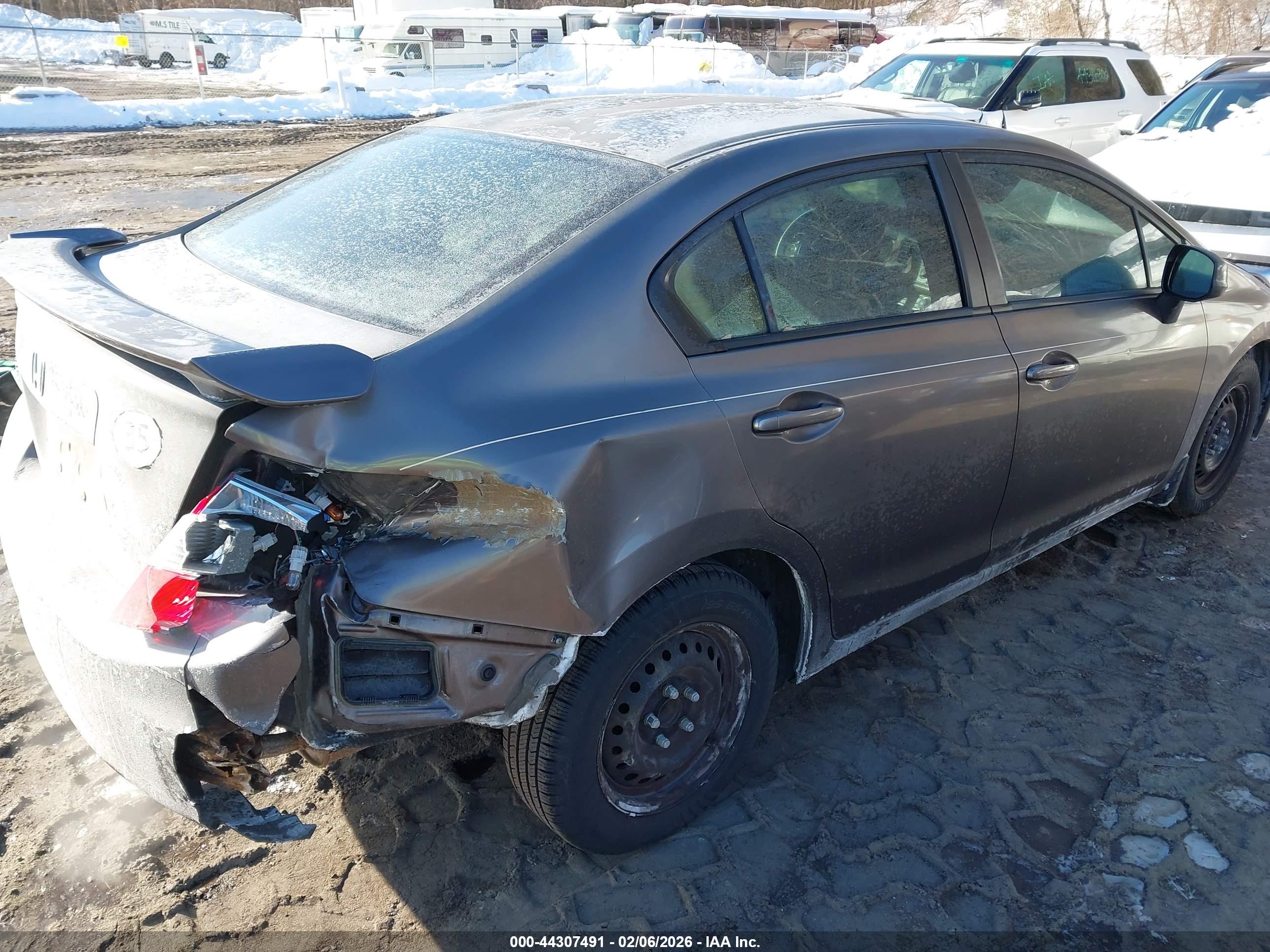 HONDA CIVIC image 4