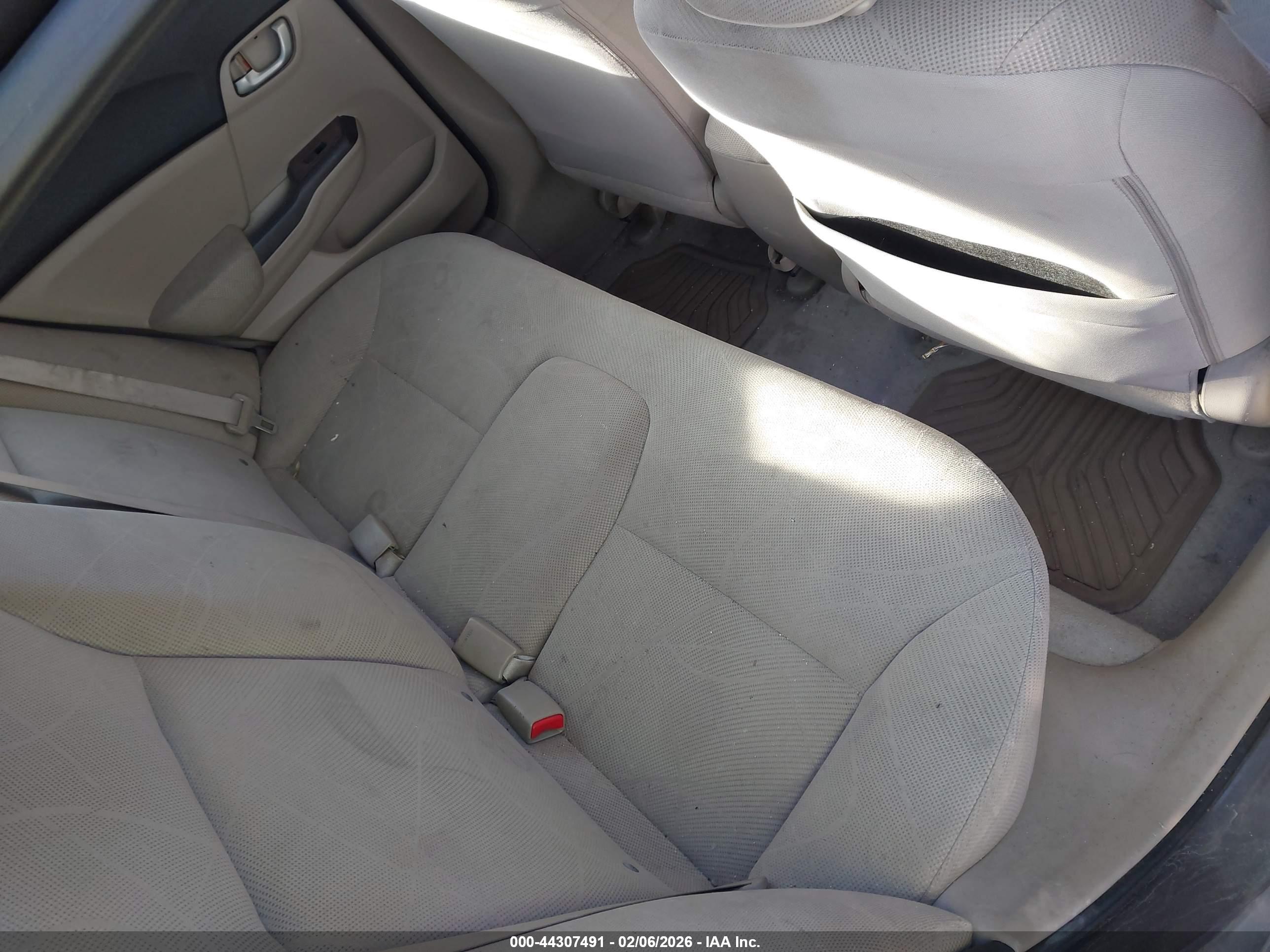 HONDA CIVIC image 8