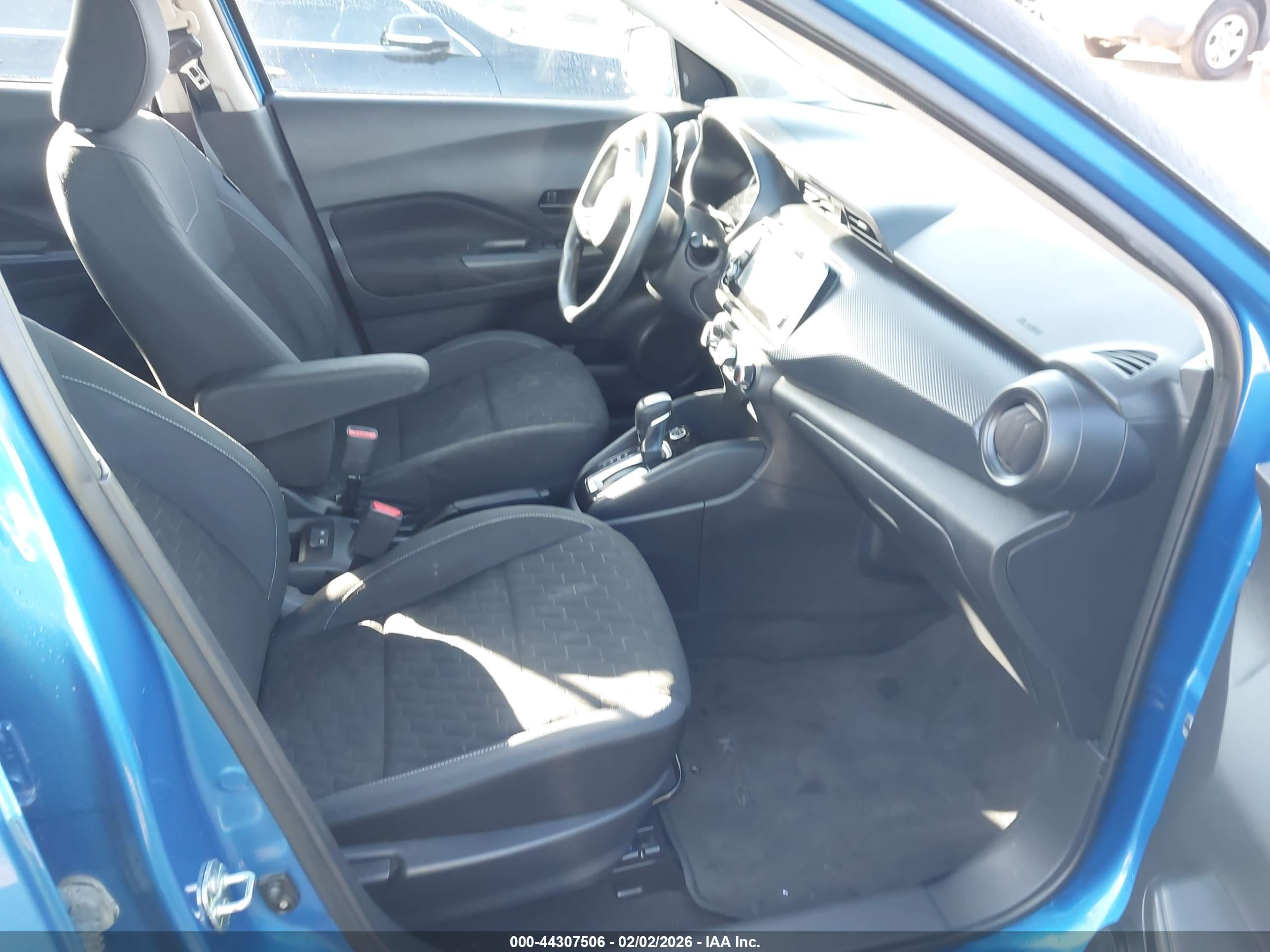 NISSAN KICKS image 5