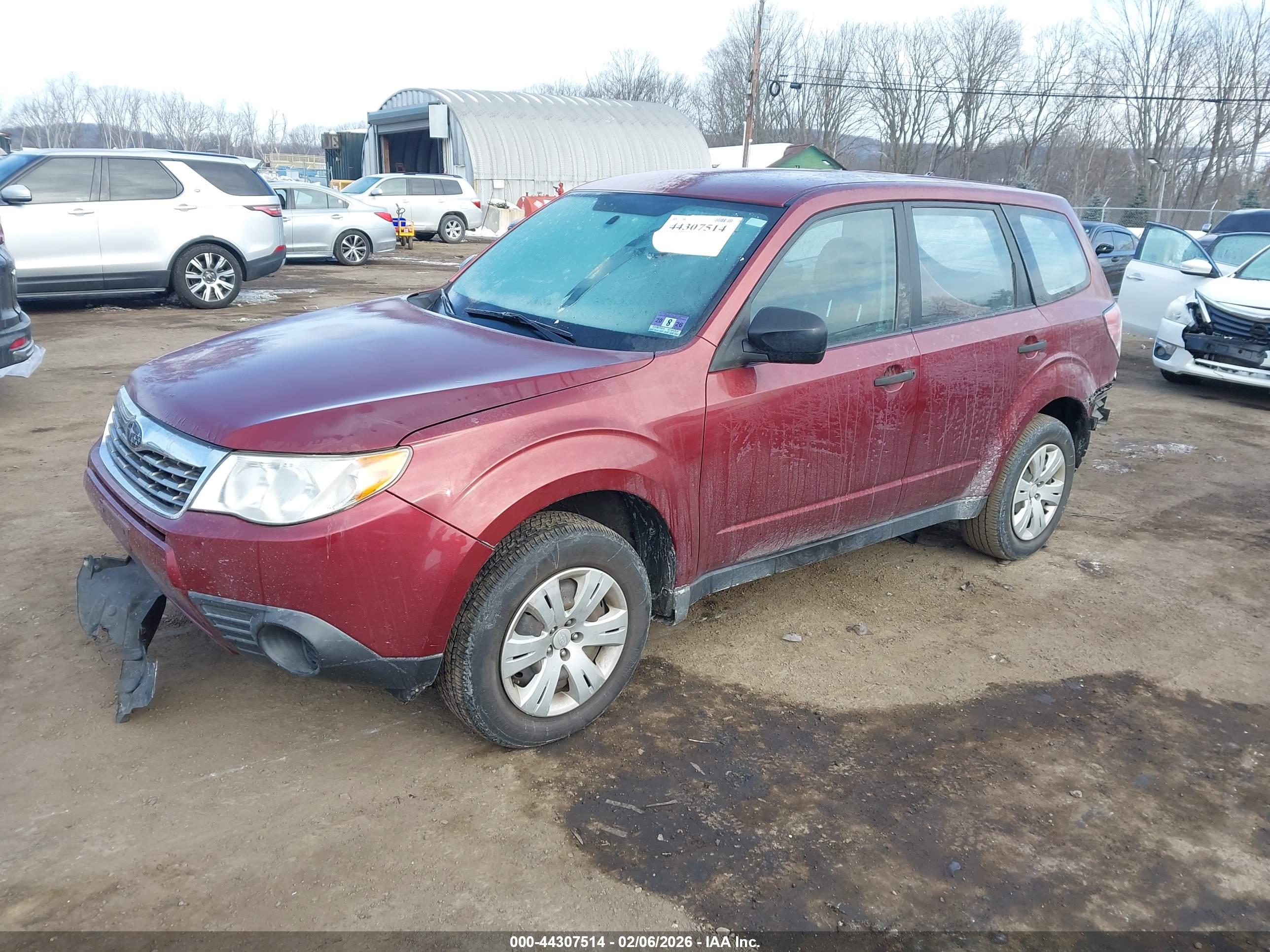 SUBARU FORESTER image 2