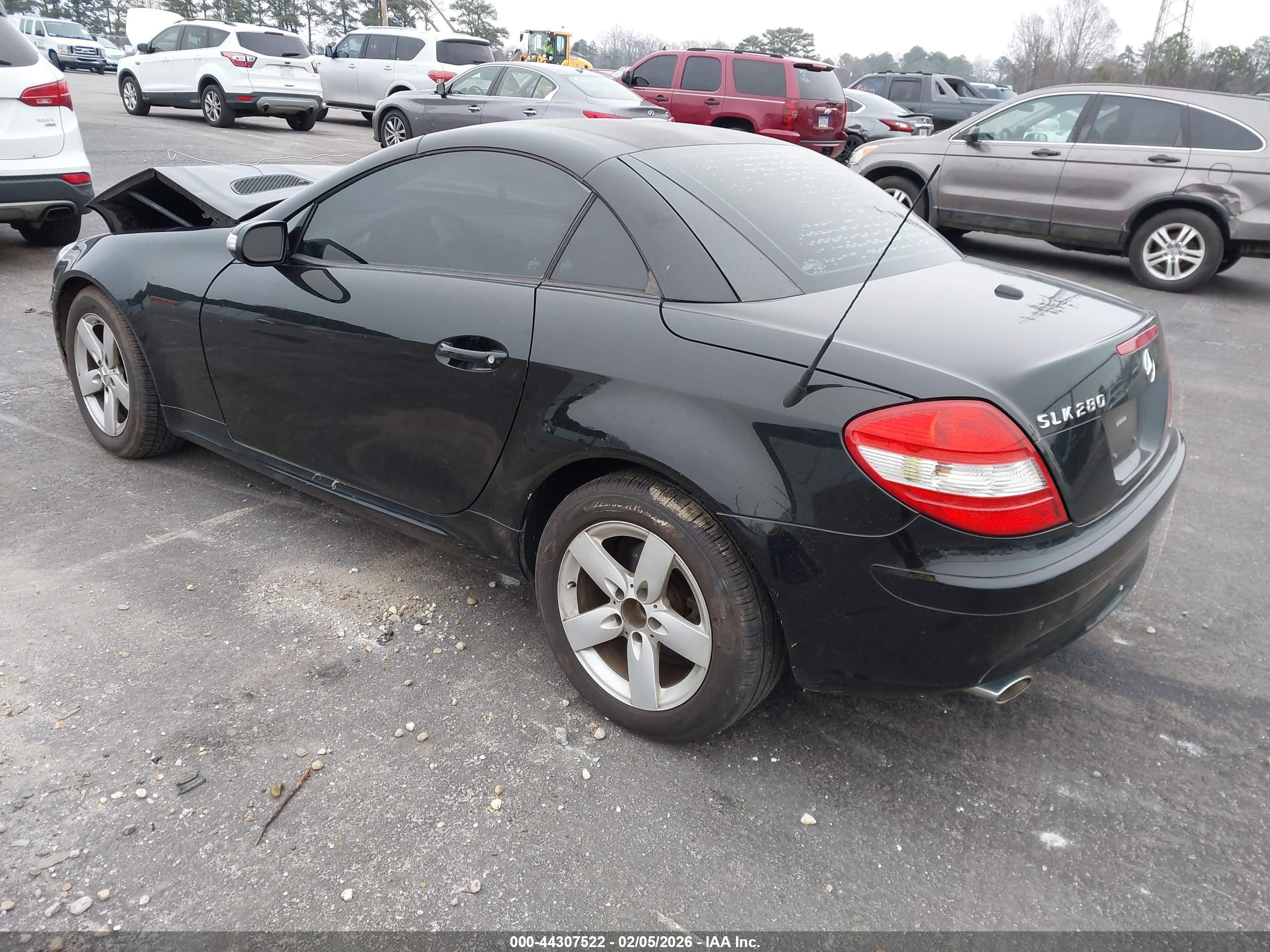 MERCEDES-BENZ SLK image 3
