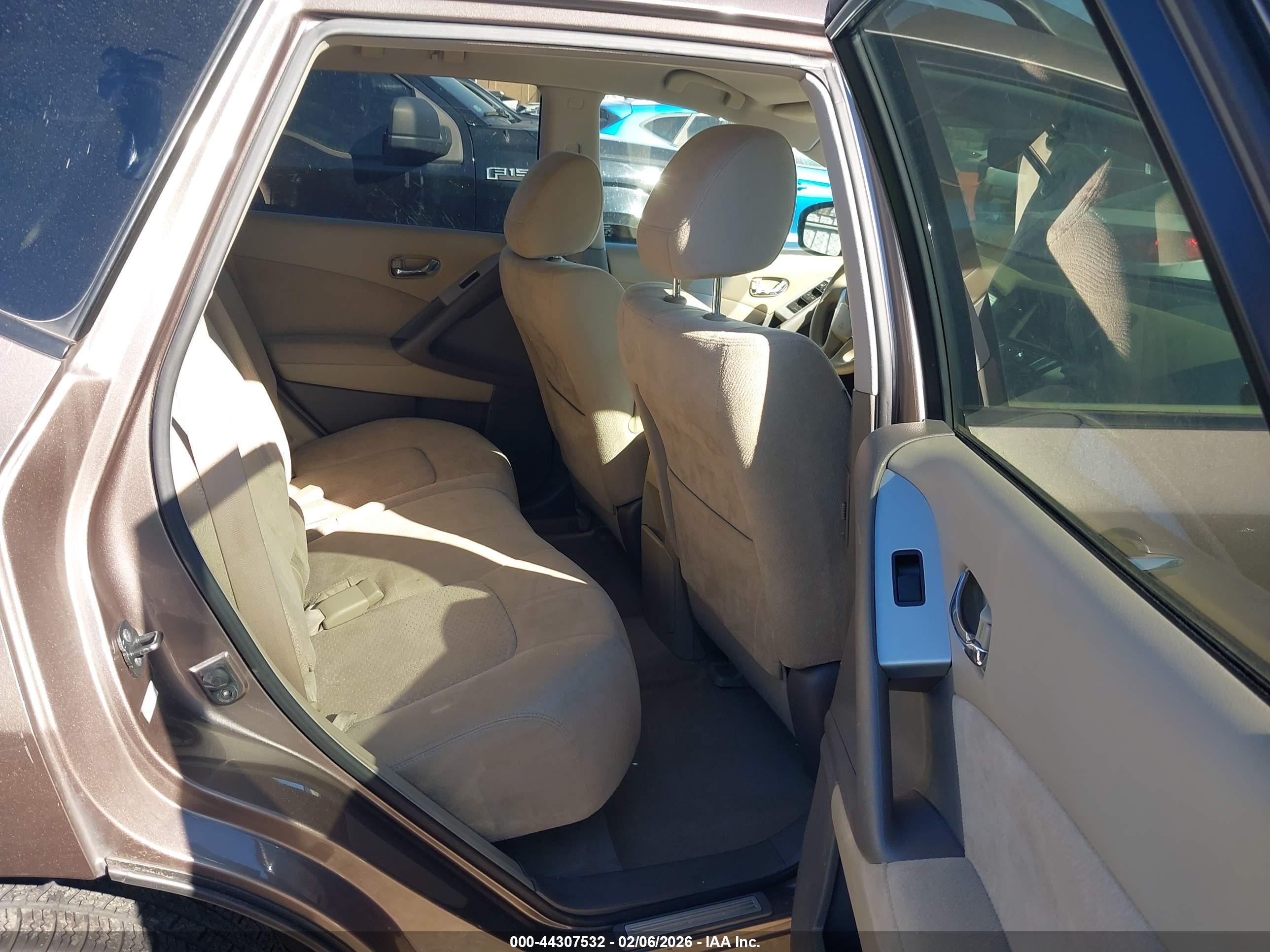 NISSAN MURANO image 8