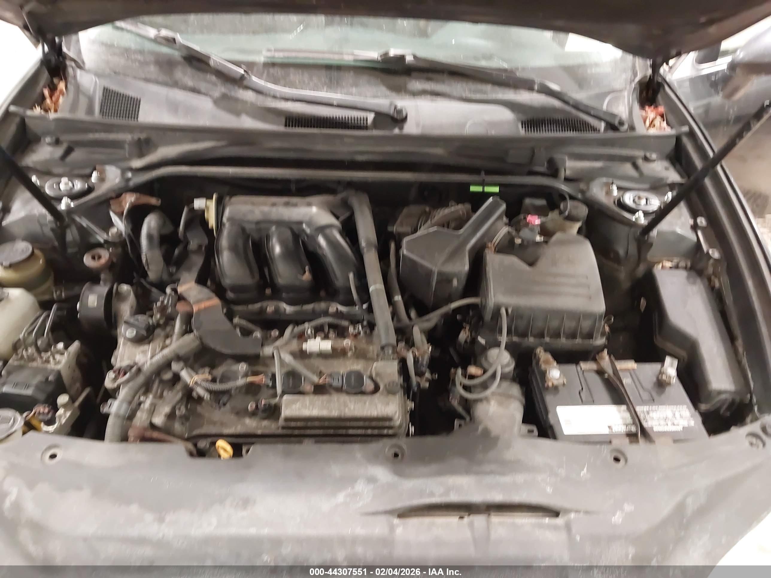 LEXUS ES image 10