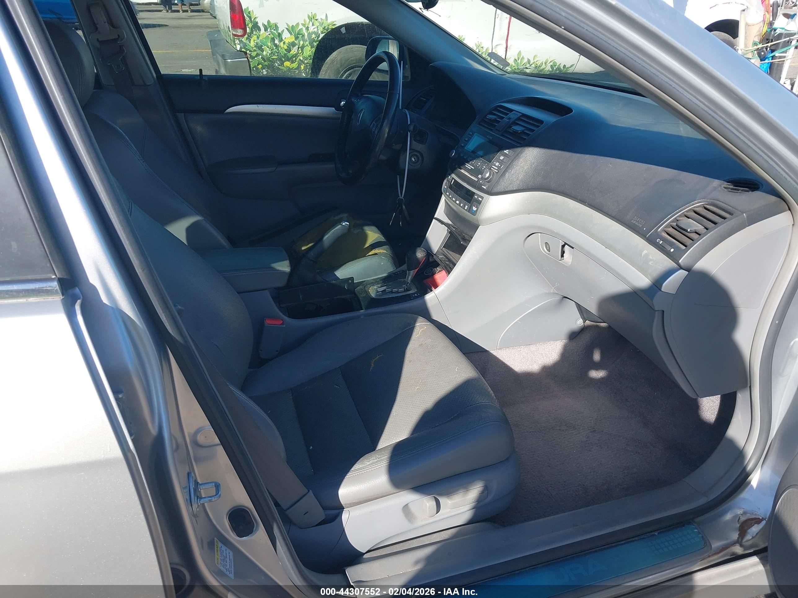 ACURA TSX image 5