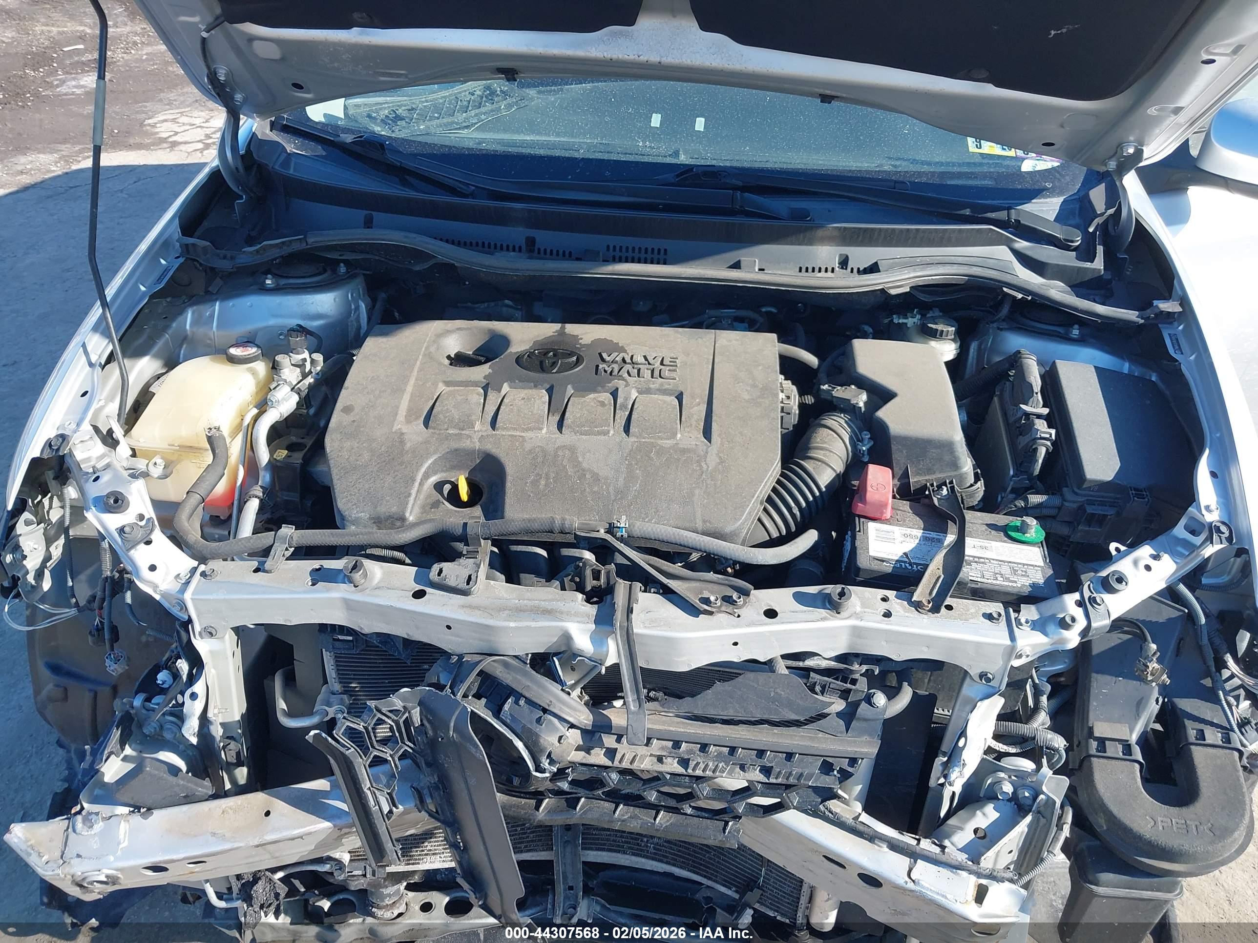 TOYOTA COROLLA image 10