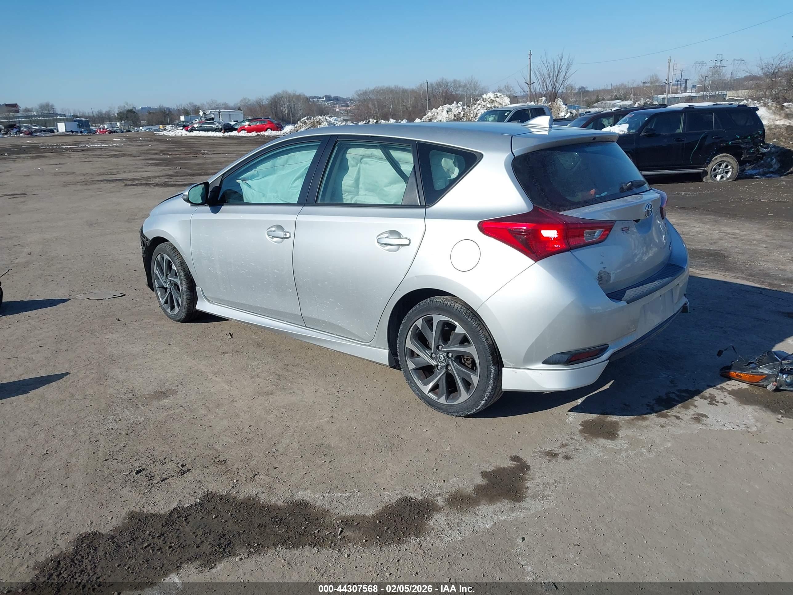 TOYOTA COROLLA image 3