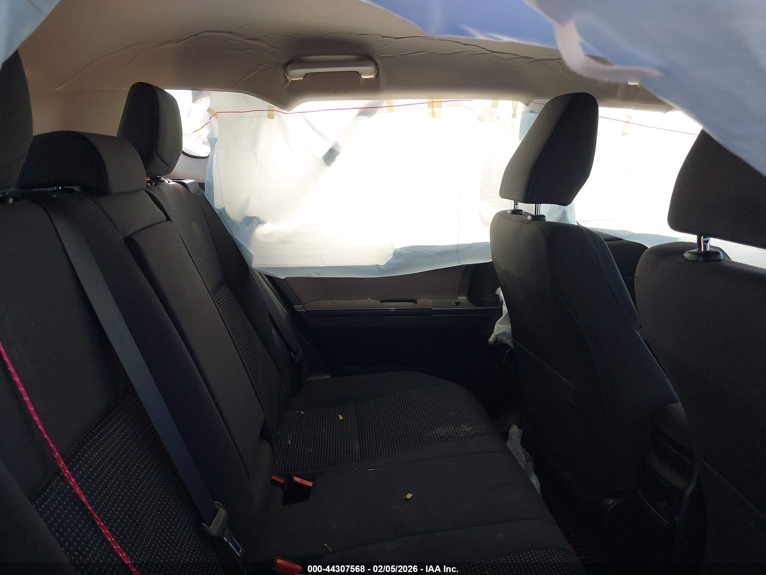TOYOTA COROLLA image 8