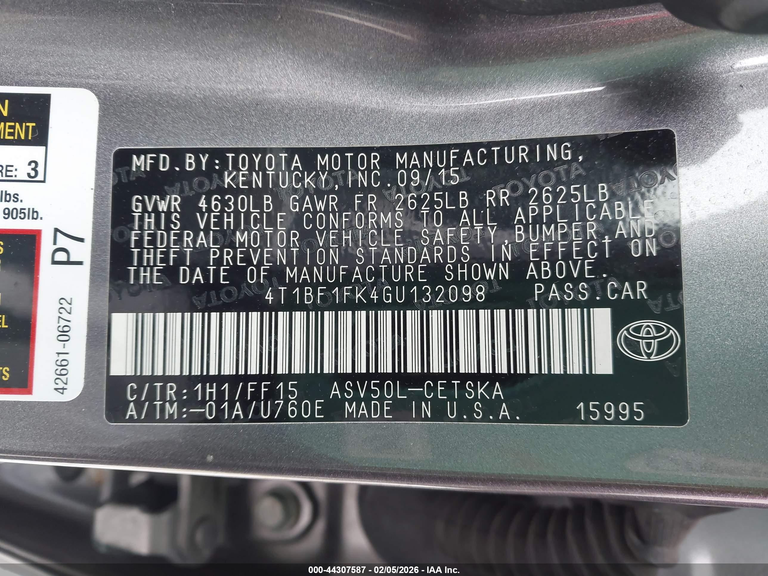 TOYOTA CAMRY image 9