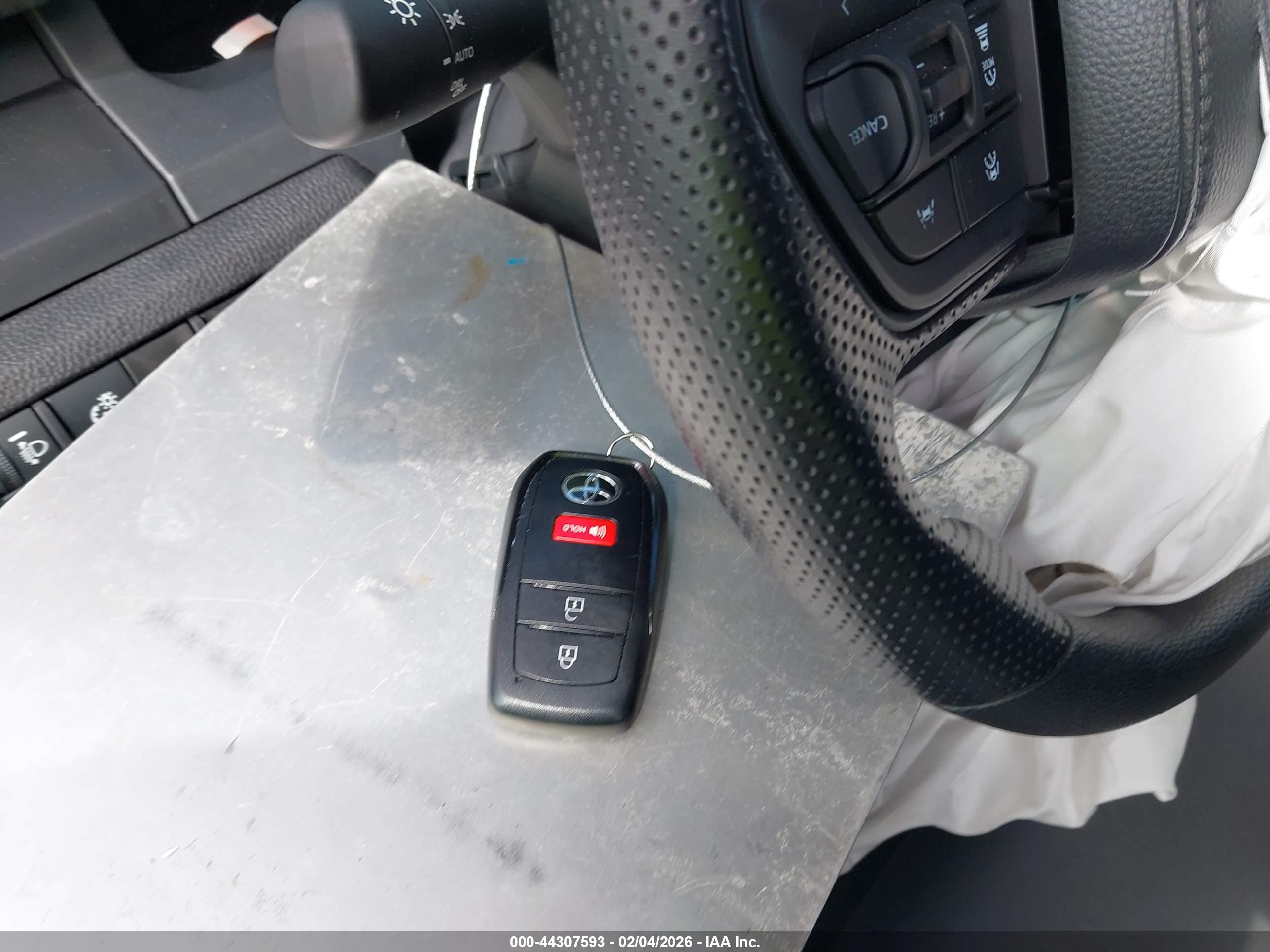TOYOTA TACOMA image 11