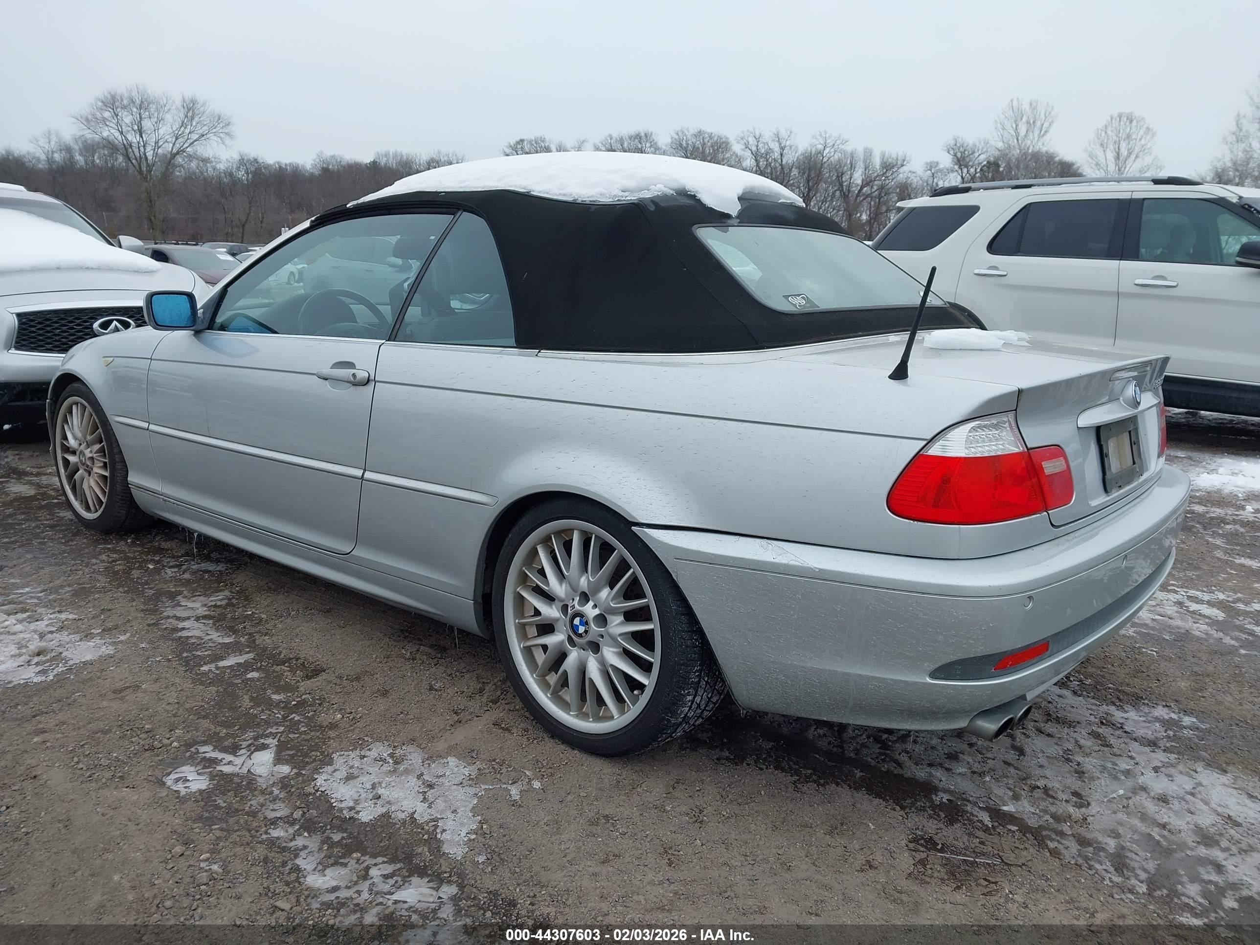 BMW 330CI image 3
