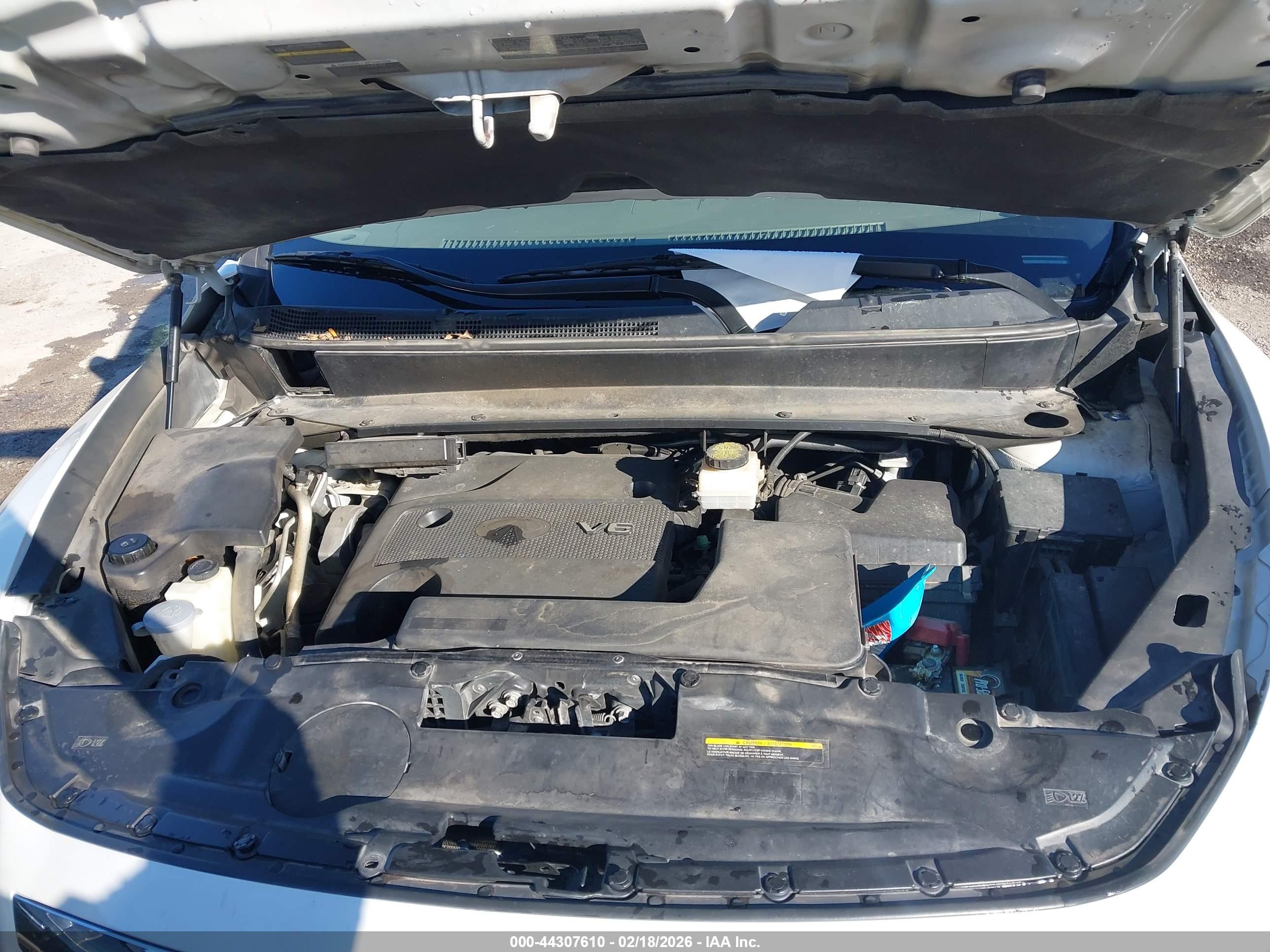 INFINITI JX35 image 10