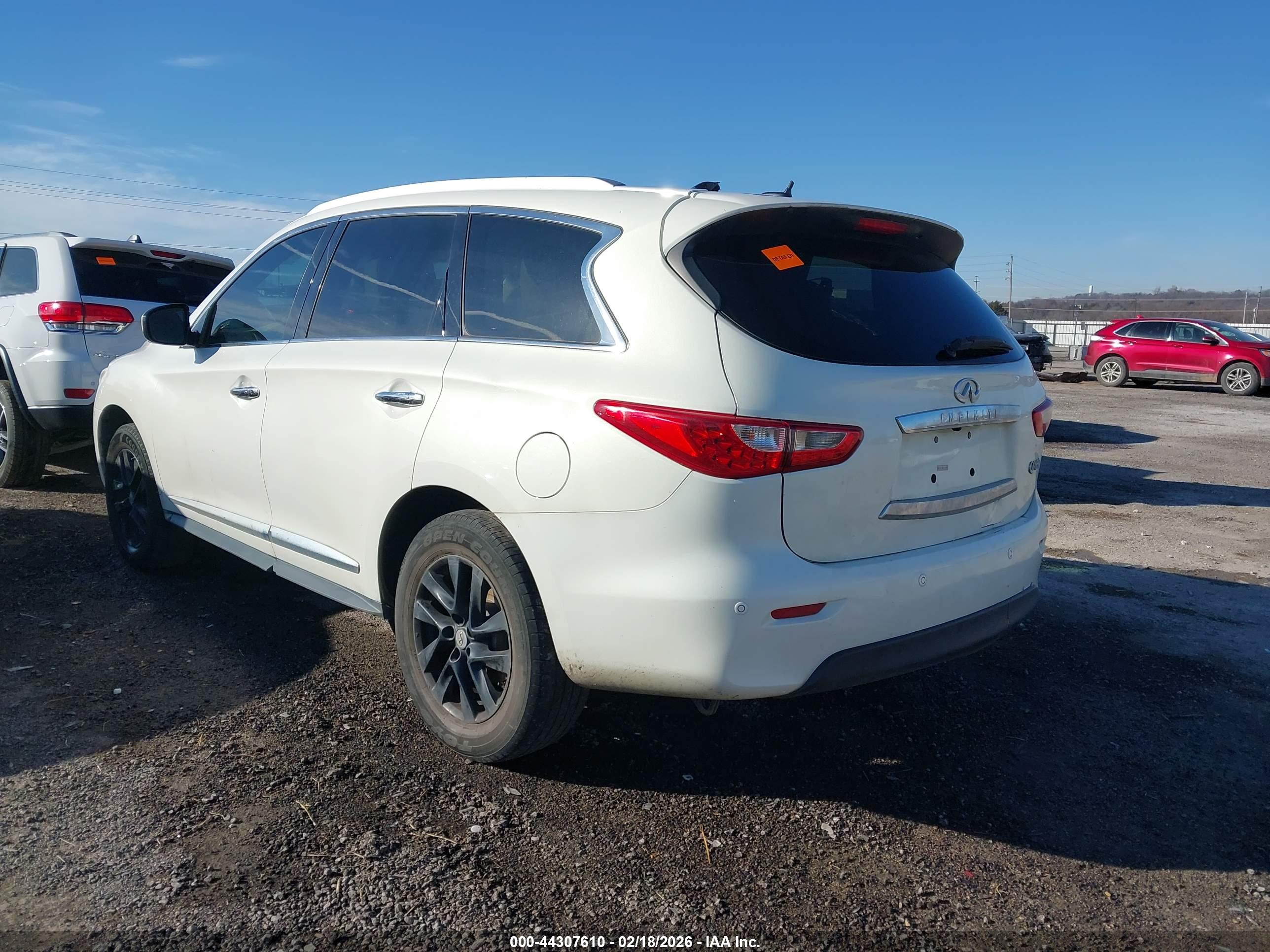 INFINITI JX35 image 3