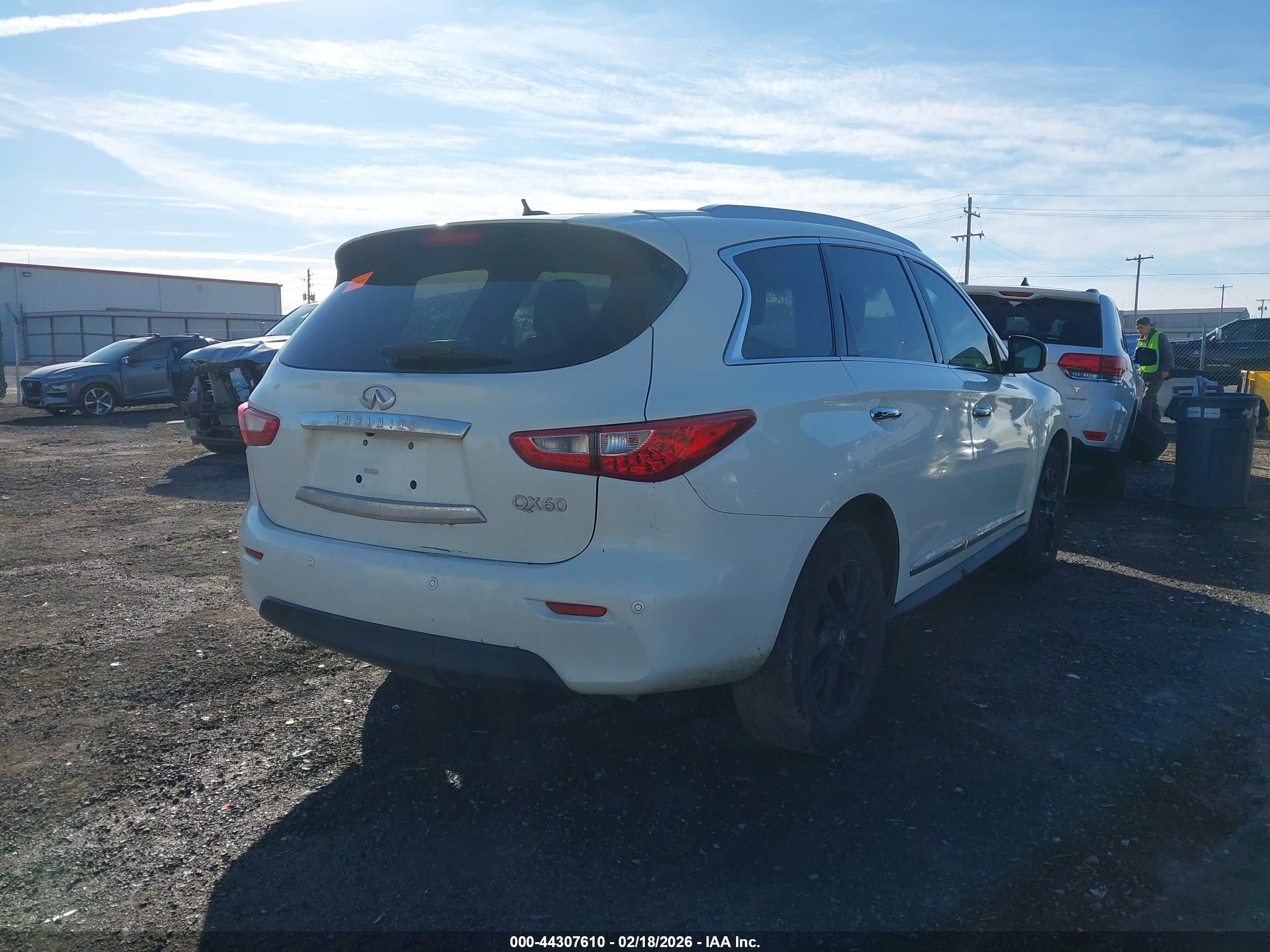 INFINITI JX35 image 4
