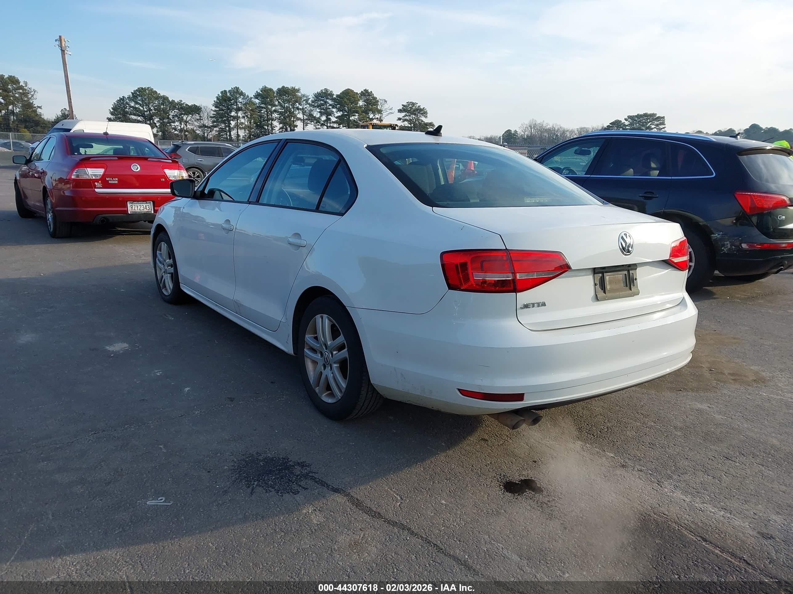VOLKSWAGEN JETTA image 3
