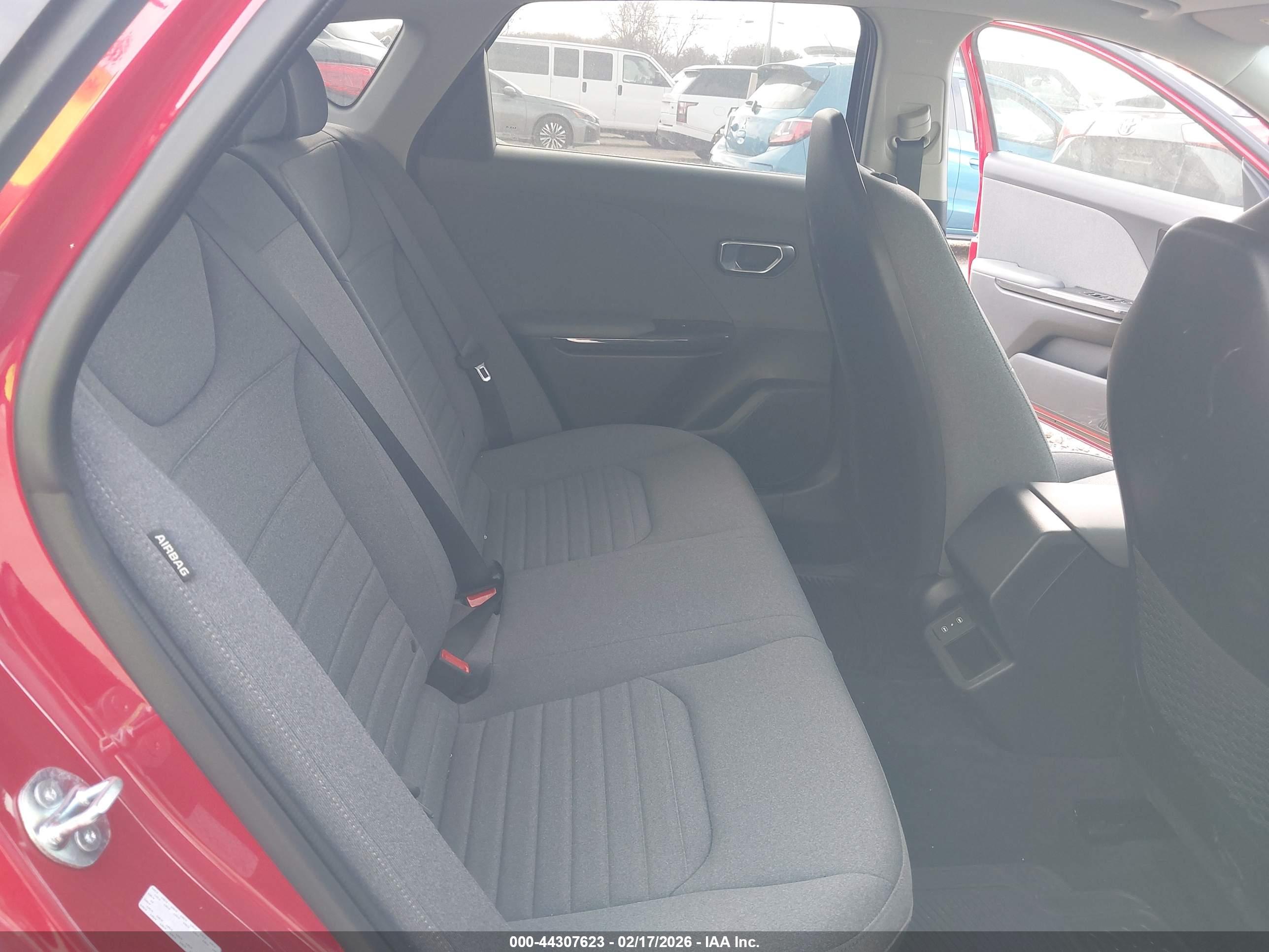 KIA K4 image 8