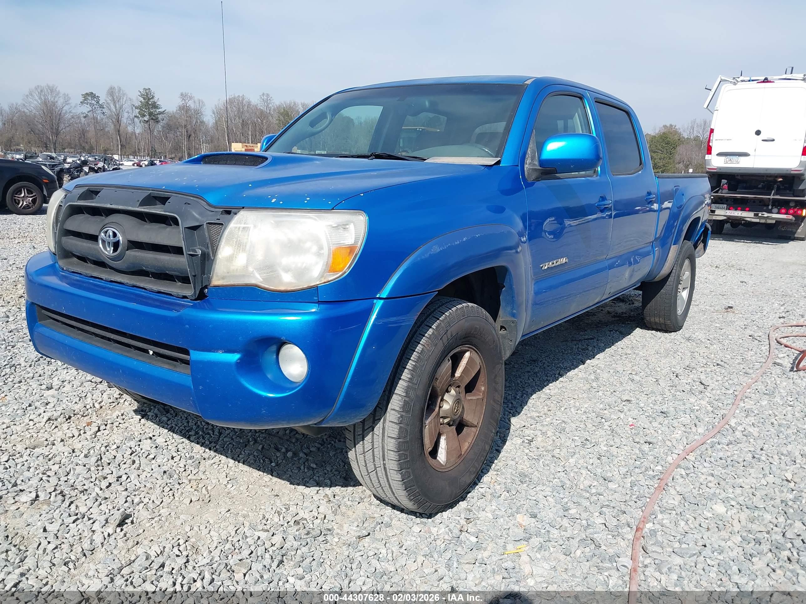 TOYOTA TACOMA image 2