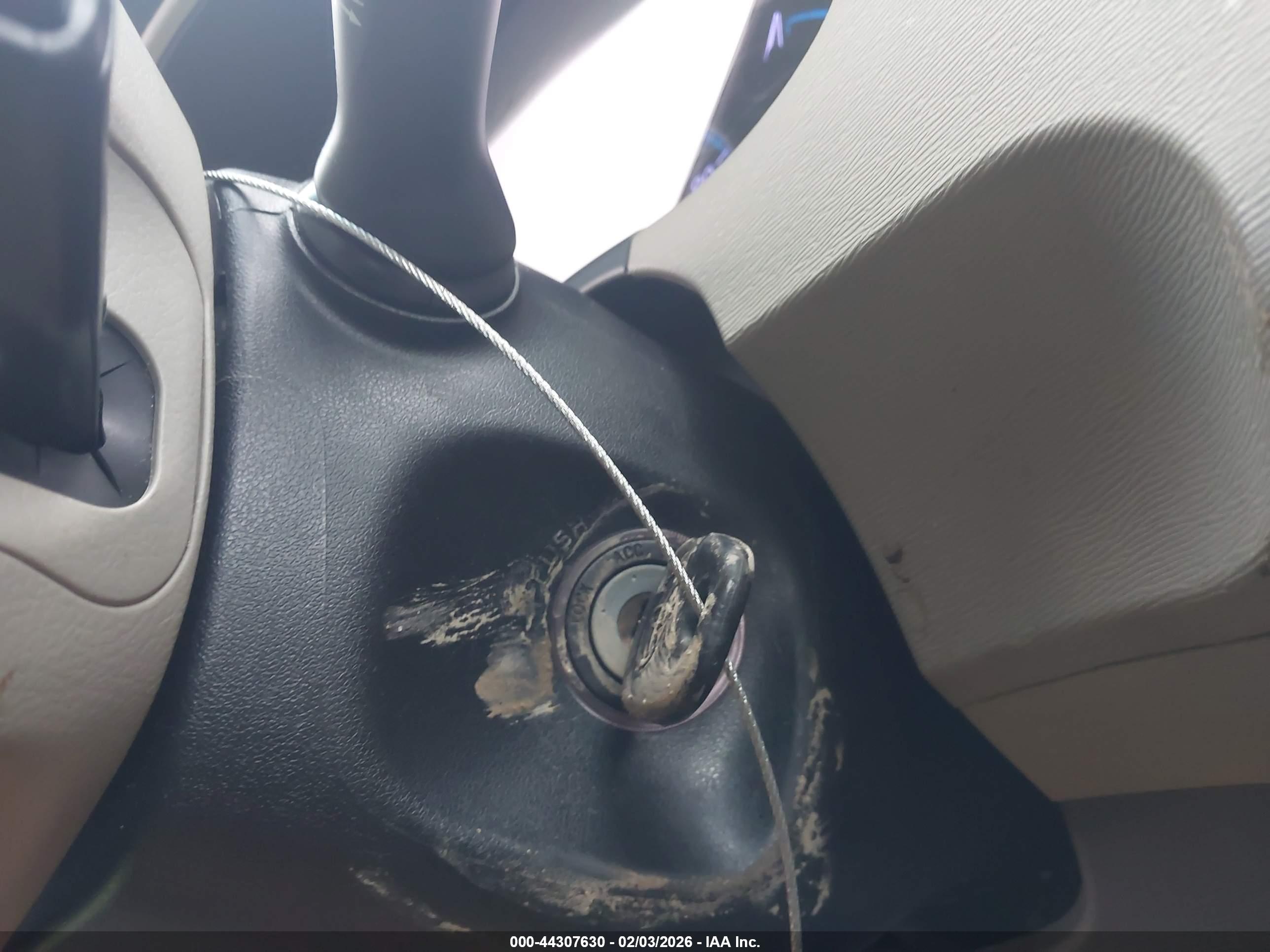 TOYOTA SIENNA image 11