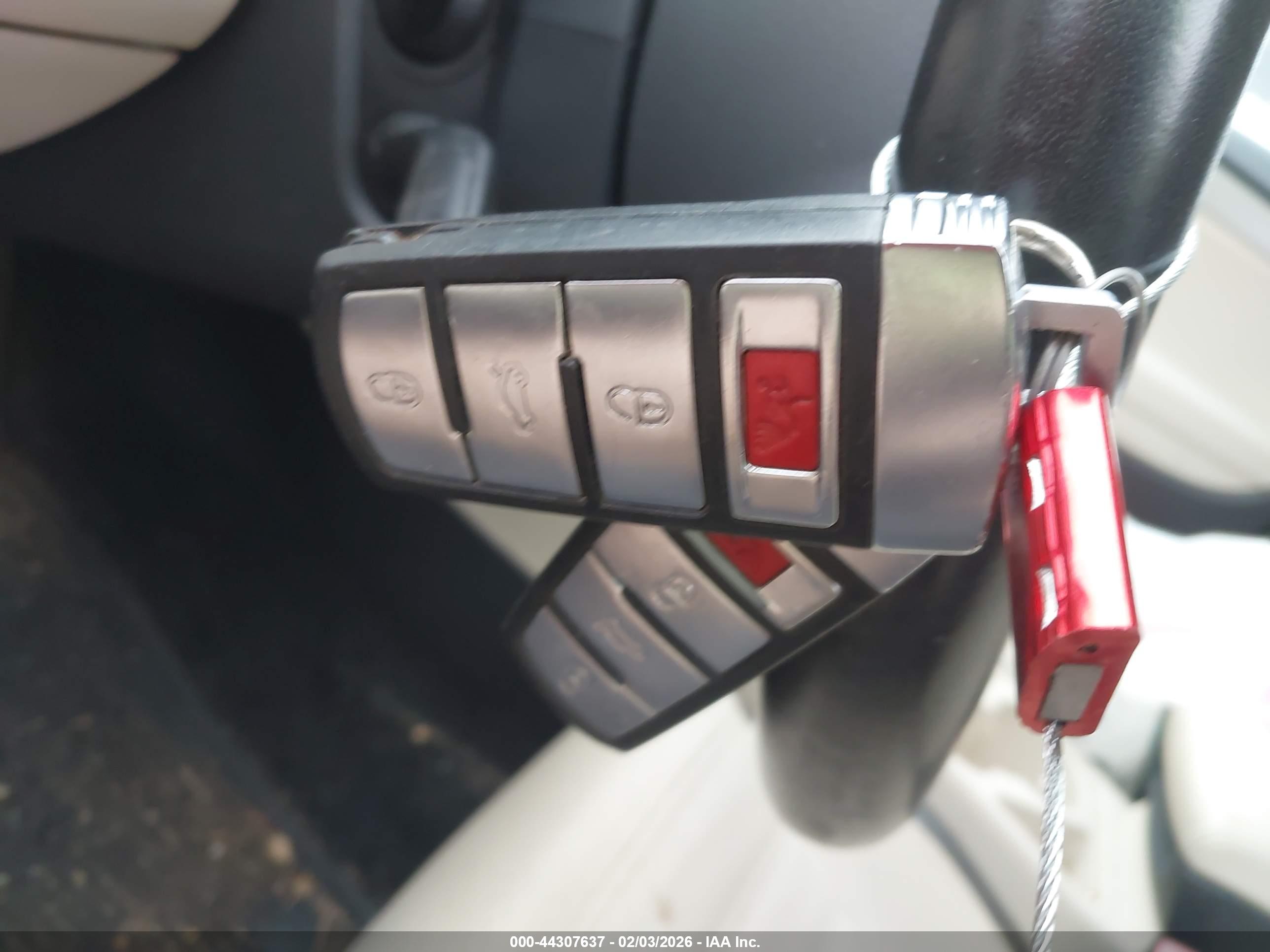 VOLKSWAGEN CC image 11