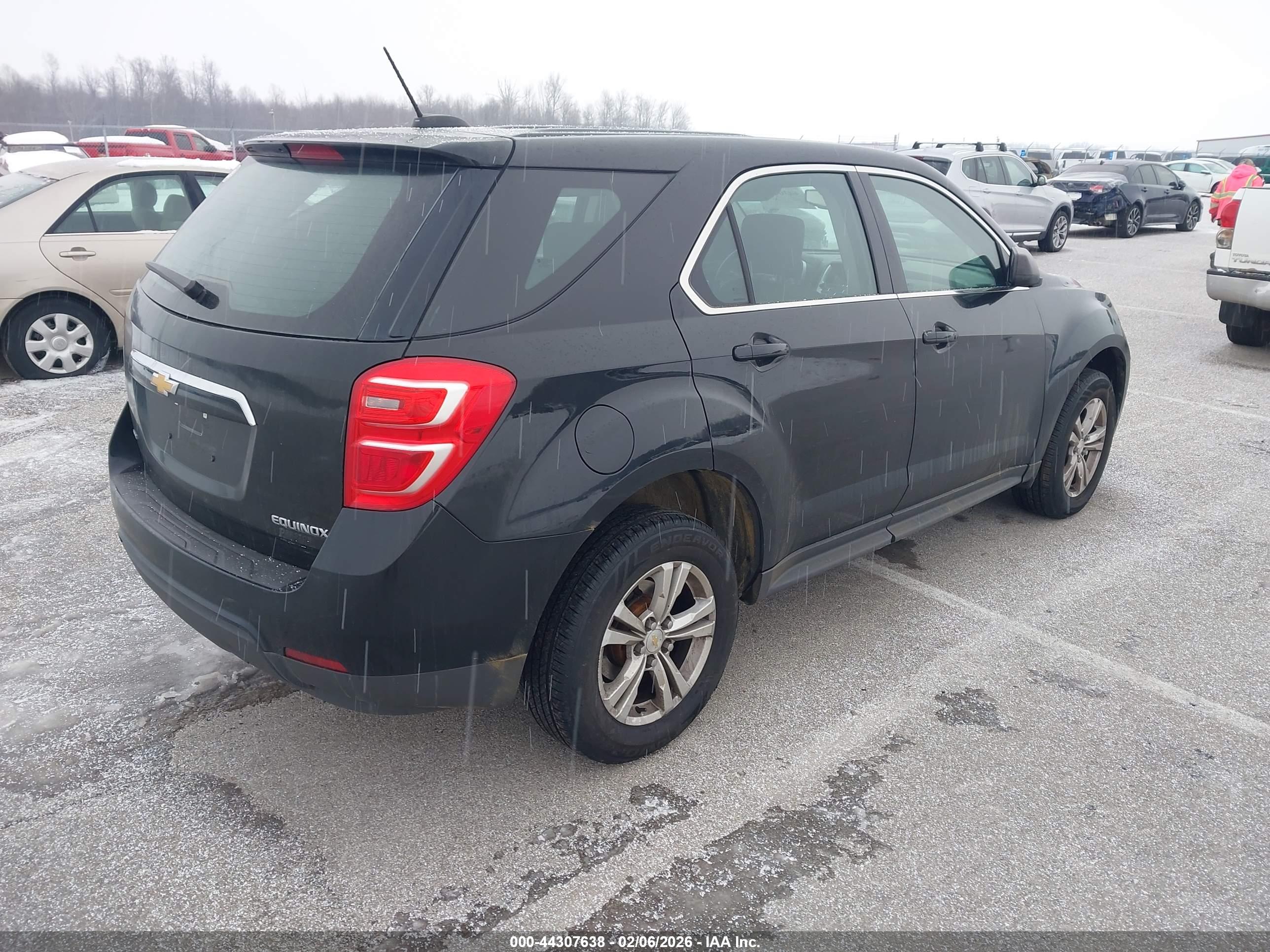 CHEVROLET EQUINOX image 4