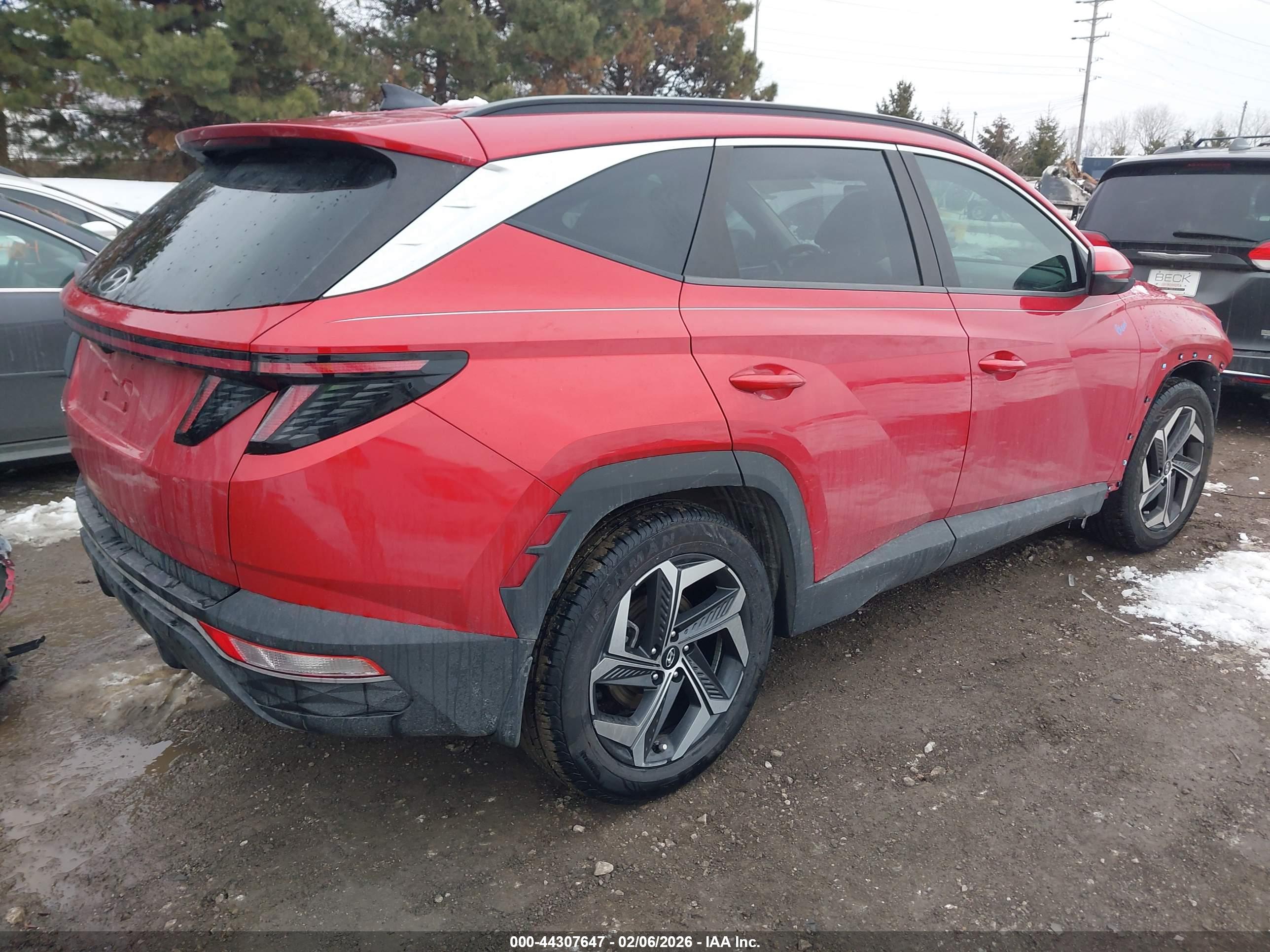HYUNDAI TUCSON image 4