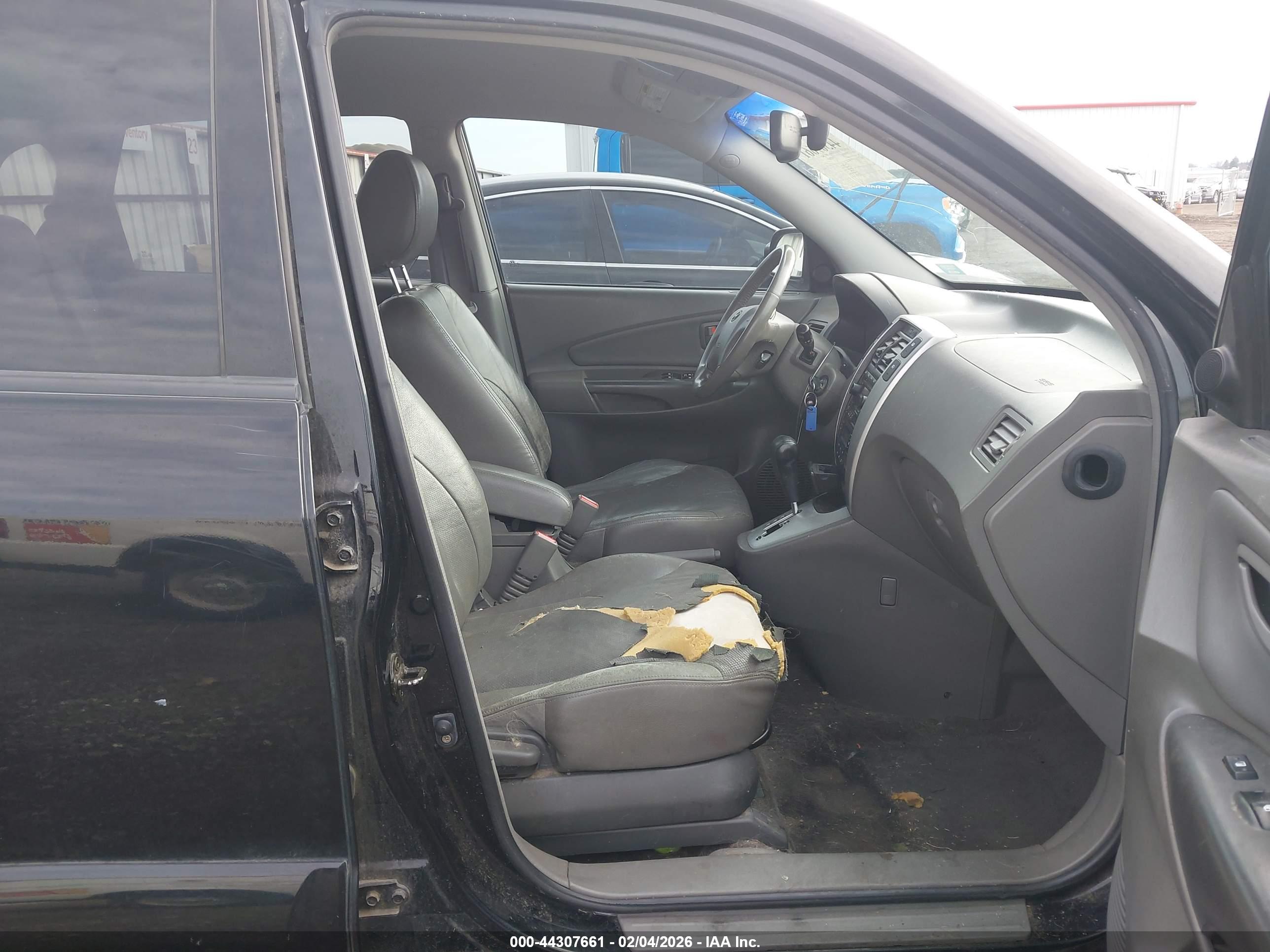 HYUNDAI TUCSON image 5