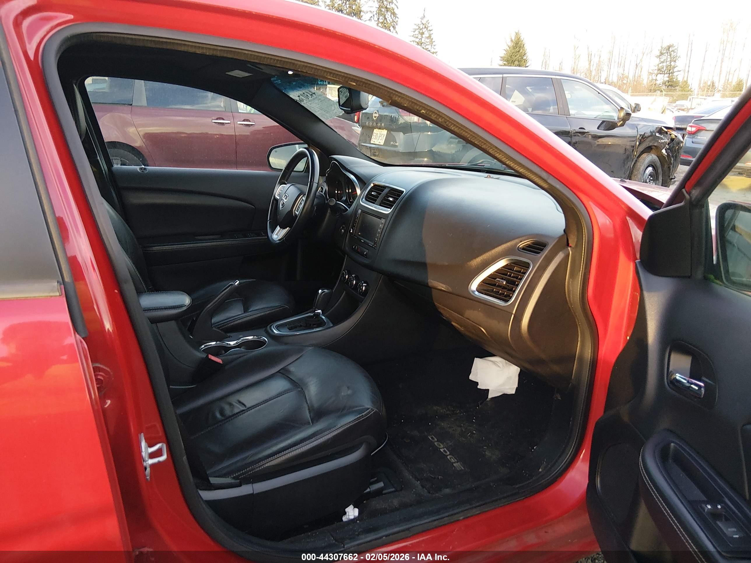 DODGE AVENGER image 5