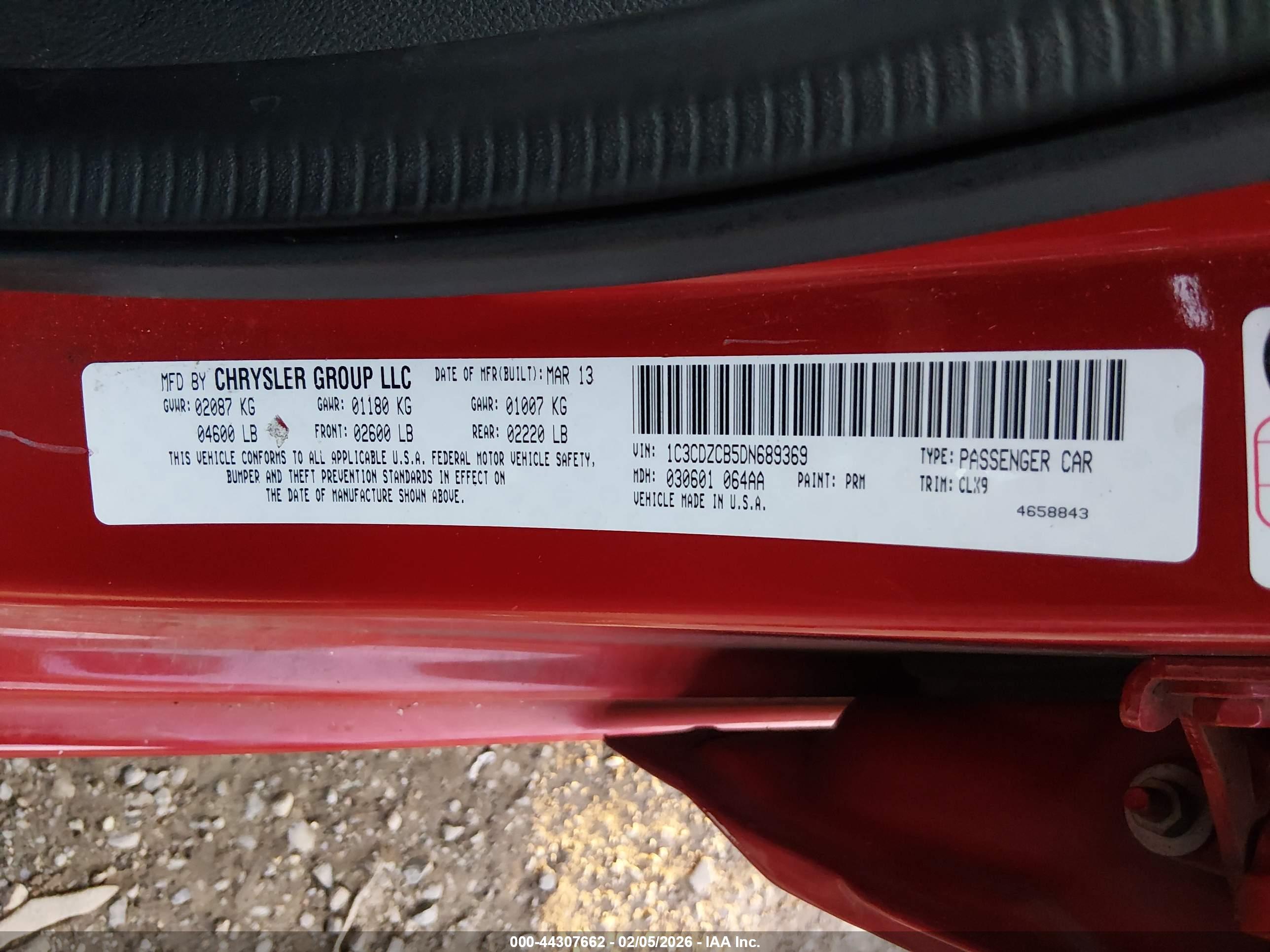 DODGE AVENGER image 9