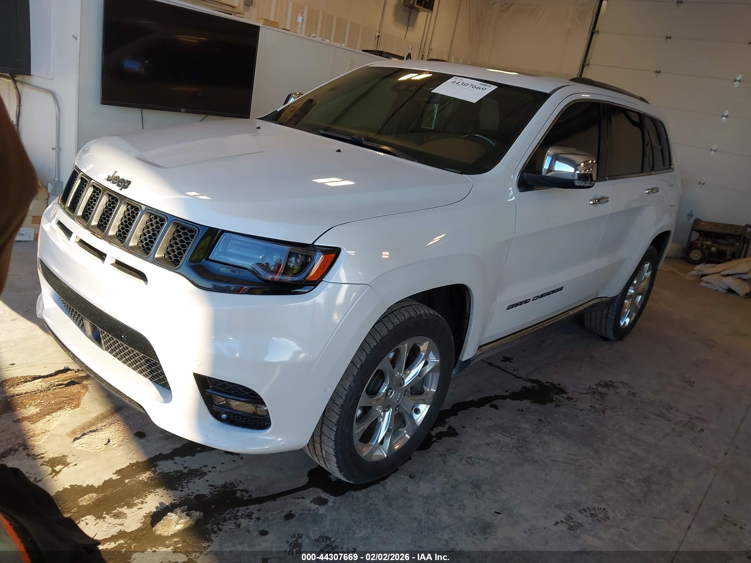JEEP GRAND image 2