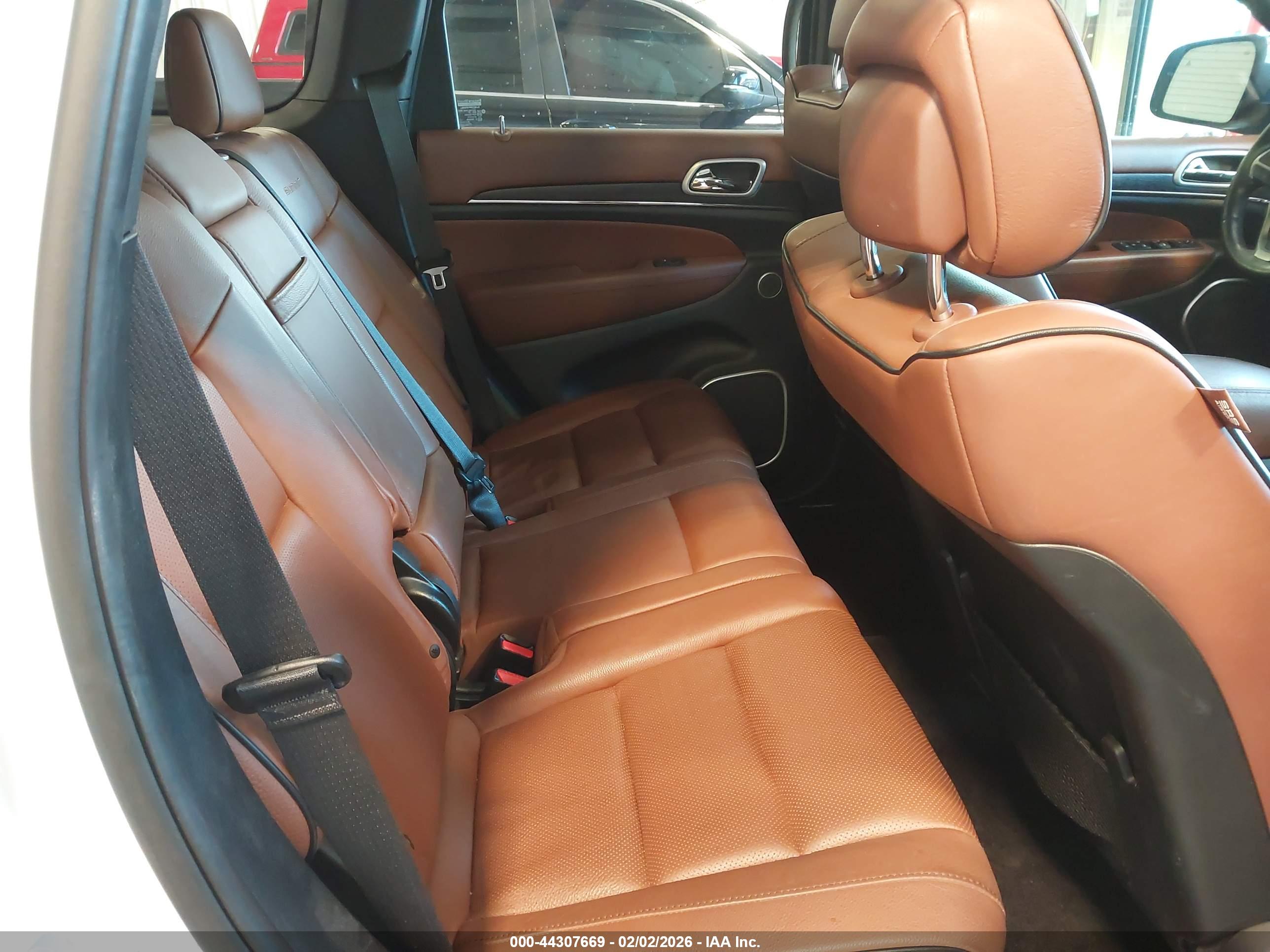 JEEP GRAND image 8