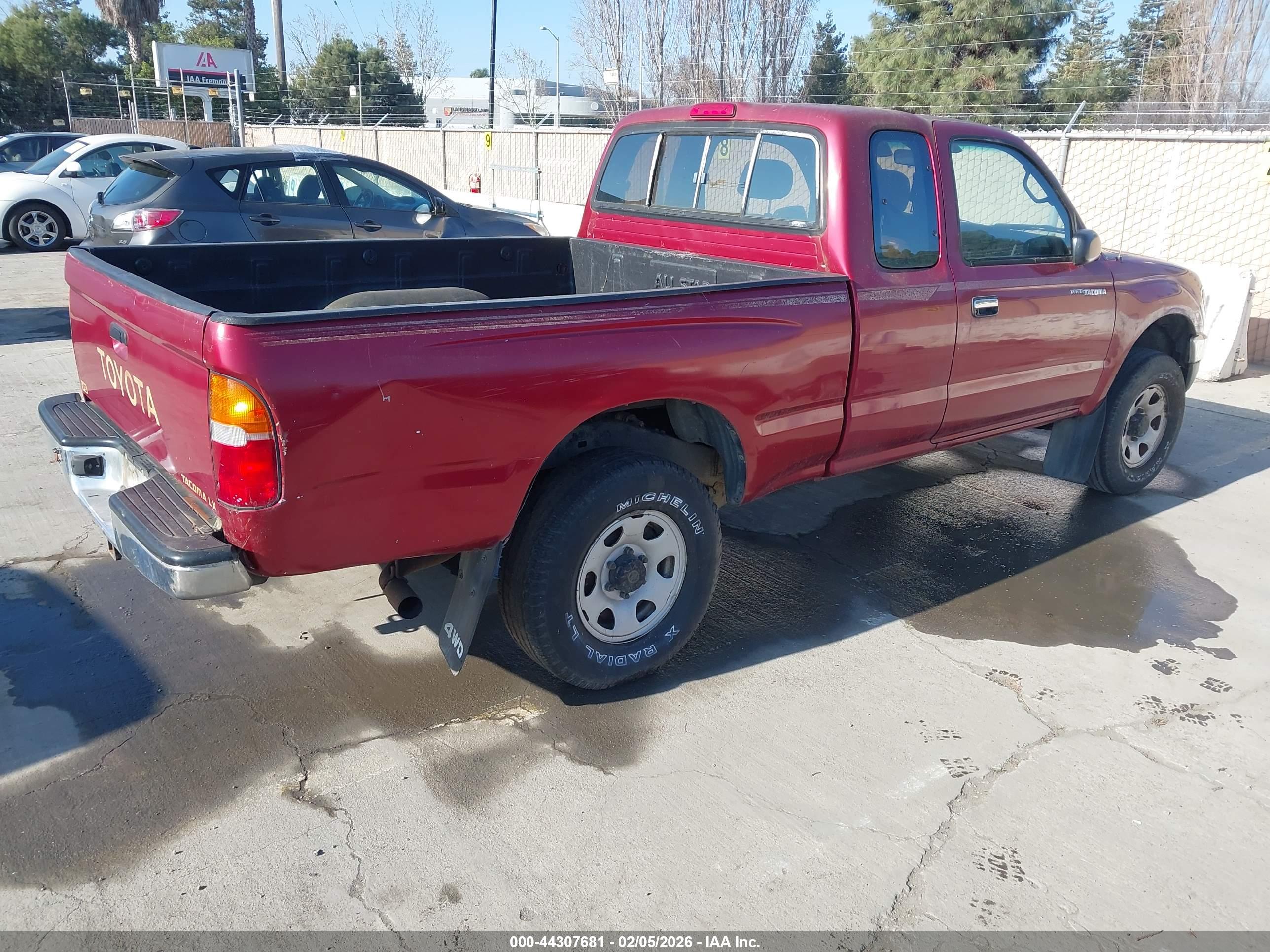 TOYOTA TACOMA image 4