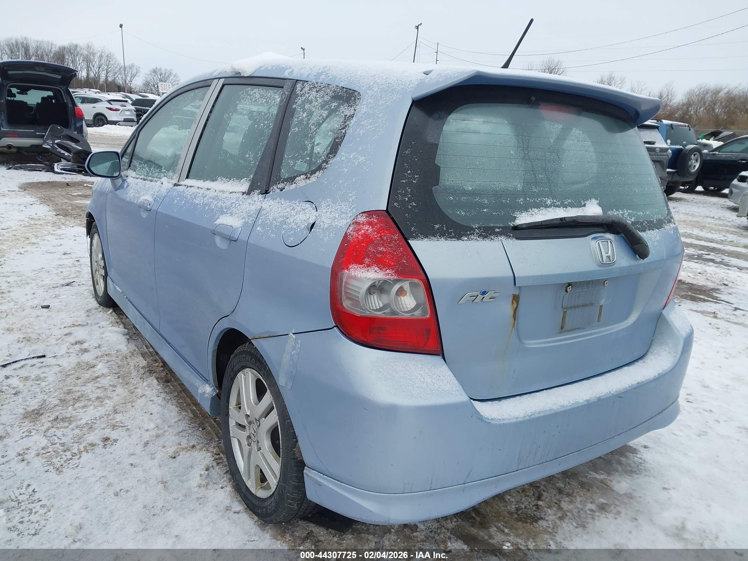 HONDA FIT image 3