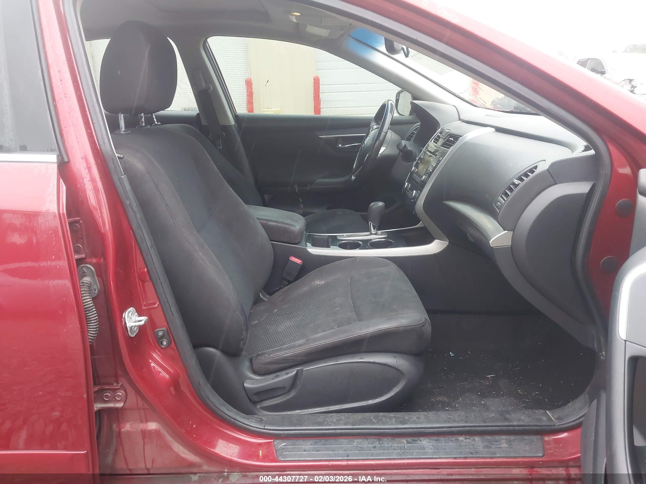 NISSAN ALTIMA image 5