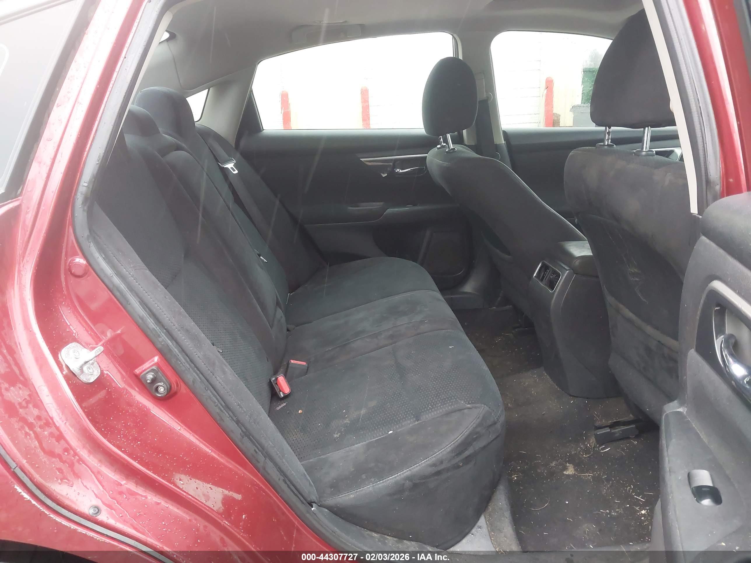 NISSAN ALTIMA image 8
