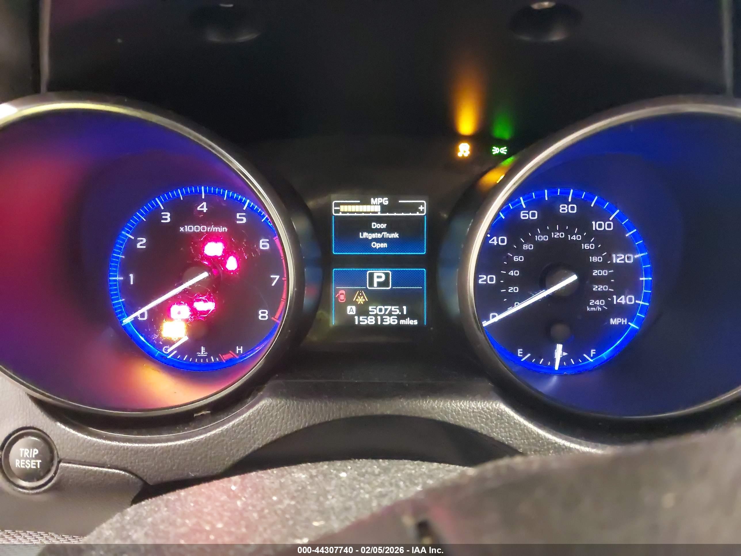 SUBARU LEGACY image 7