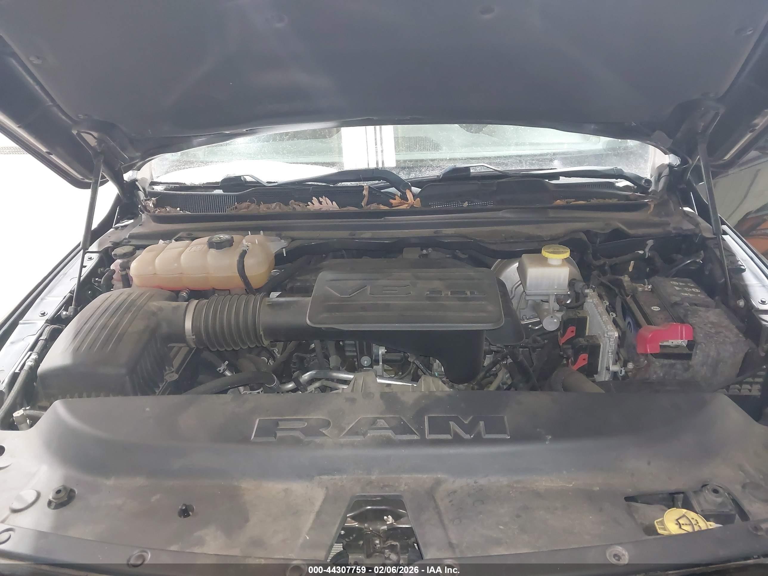 RAM 1500 image 10