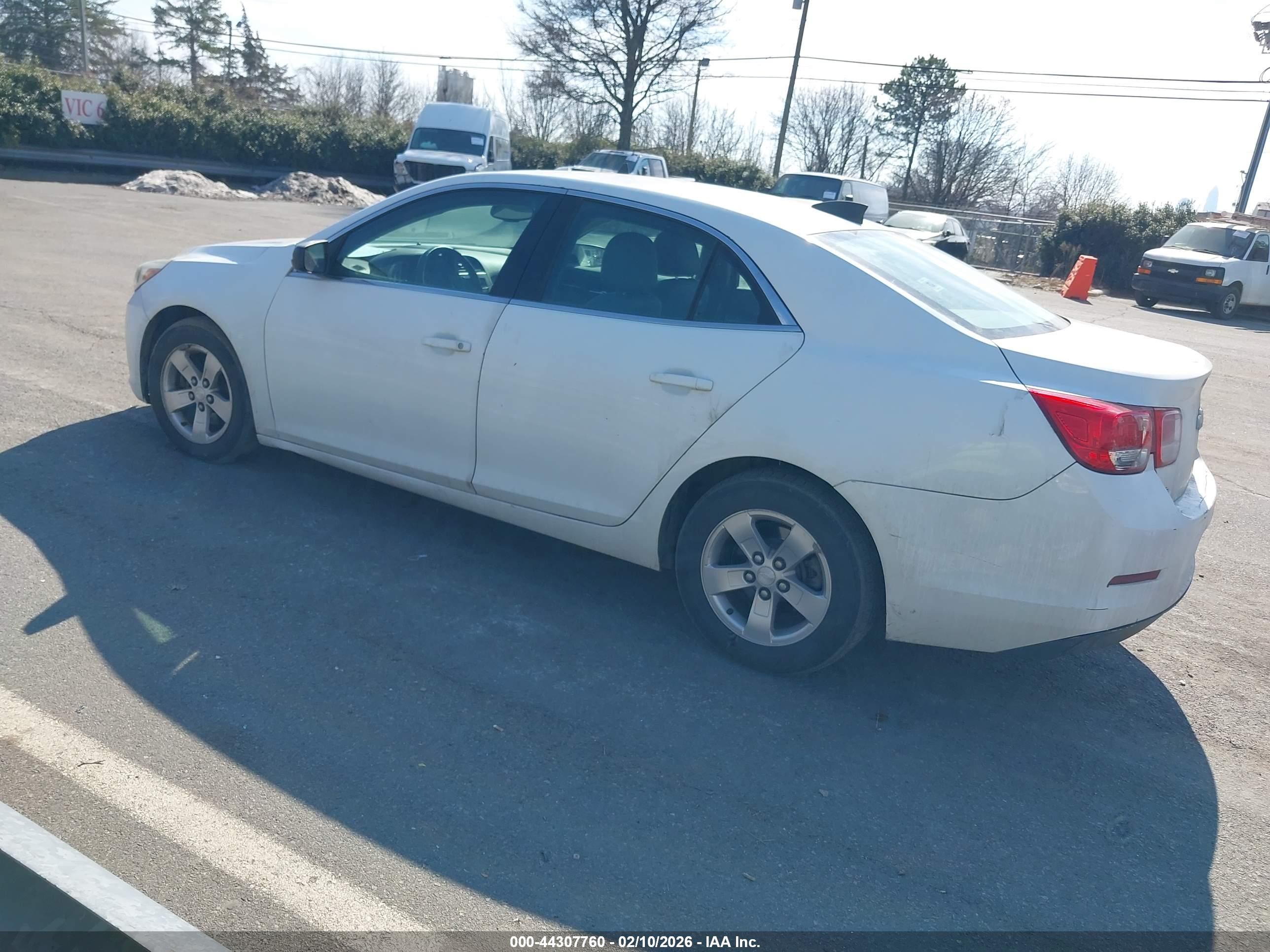 CHEVROLET MALIBU image 3