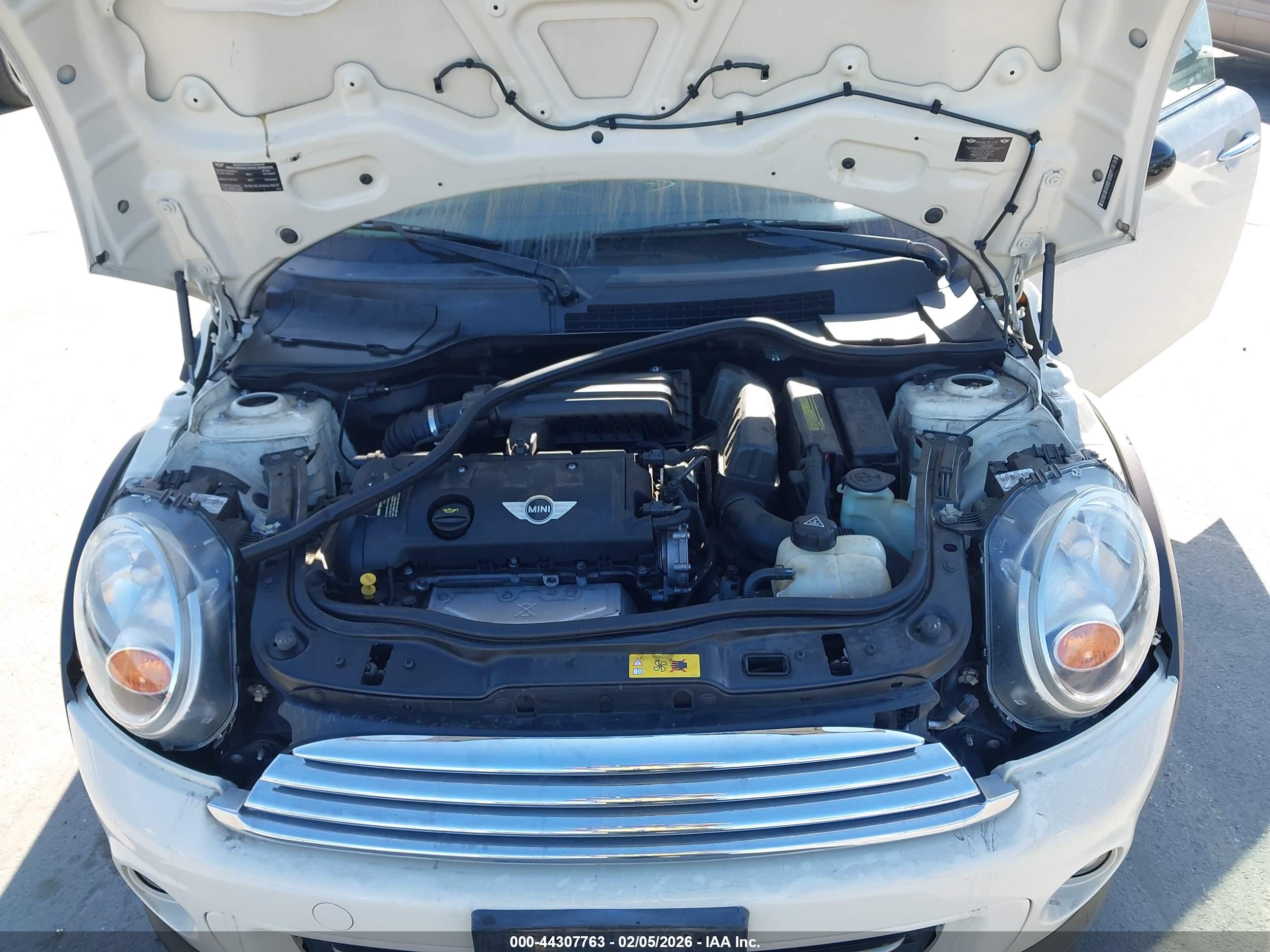 MINI COOPER image 10