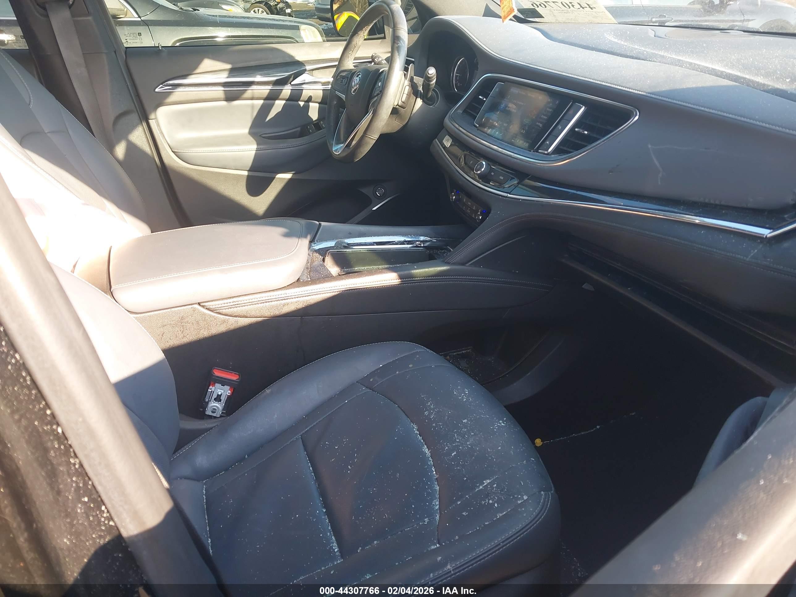 BUICK ENCLAVE image 5