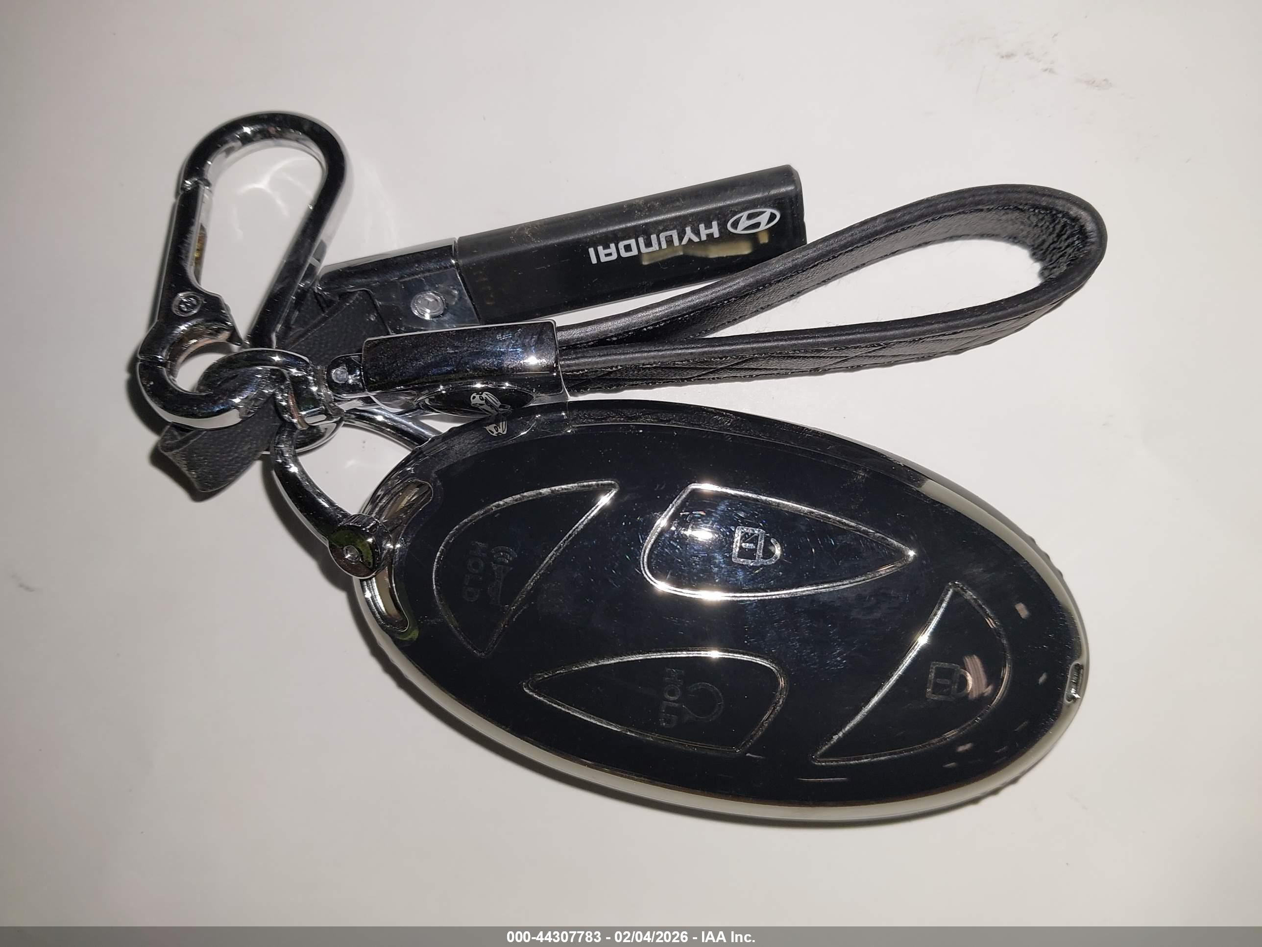 HYUNDAI SONATA image 11