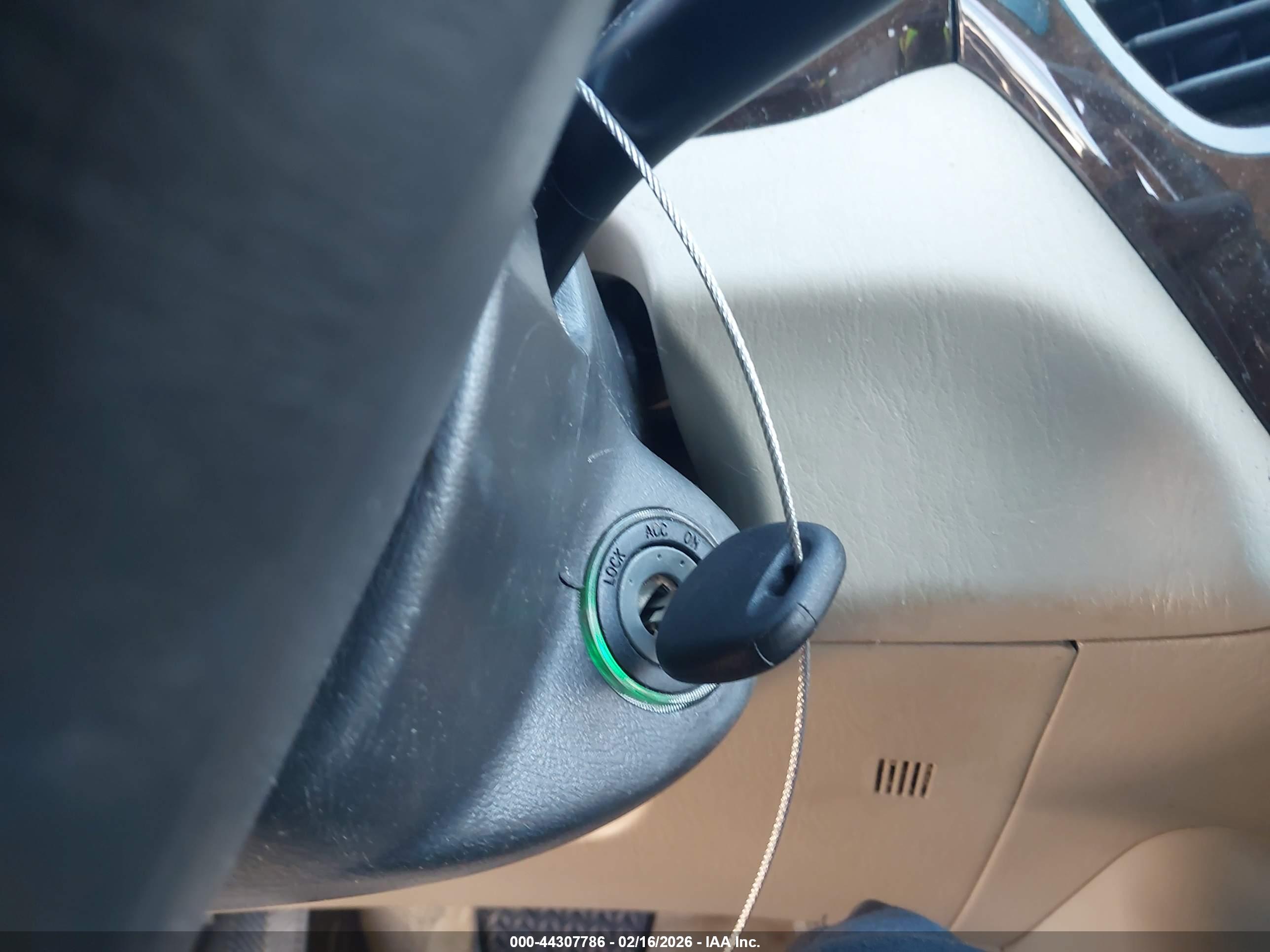 TOYOTA HIGHLANDER image 11
