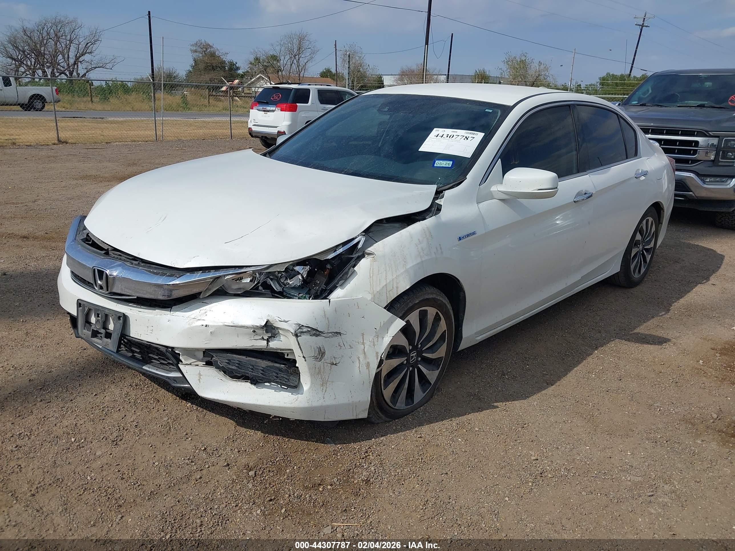 HONDA ACCORD image 2