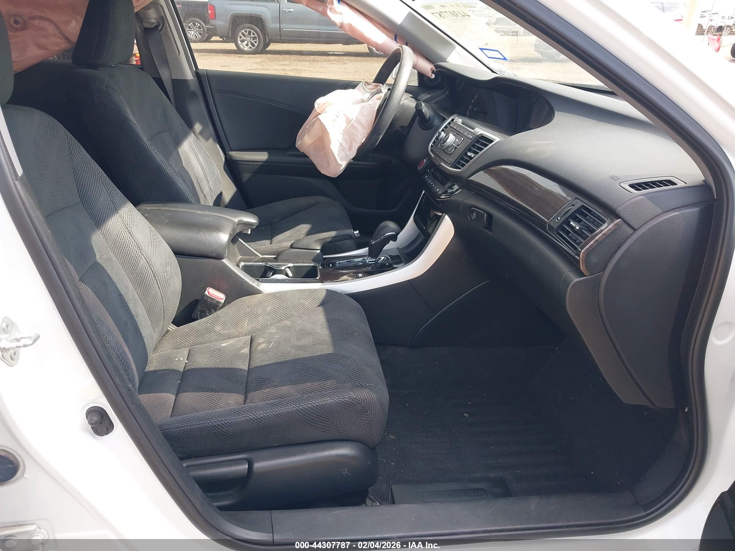 HONDA ACCORD image 5