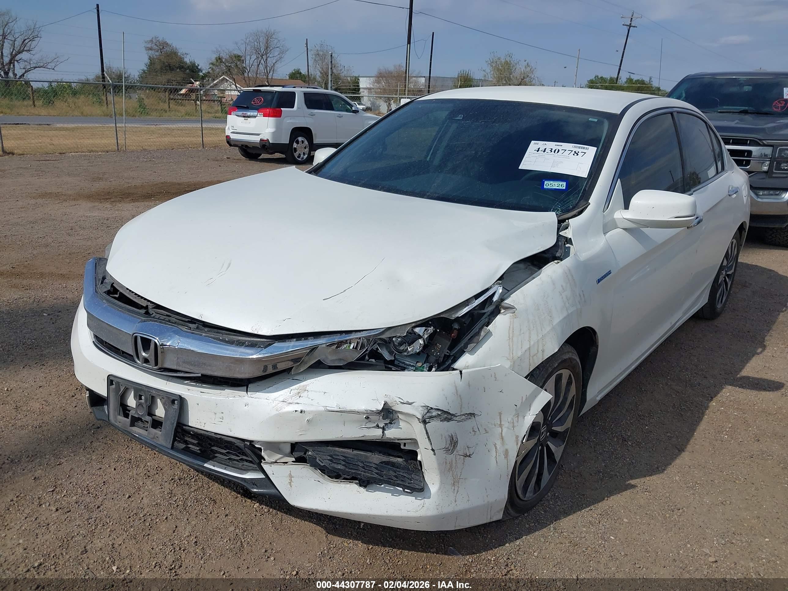 HONDA ACCORD image 6
