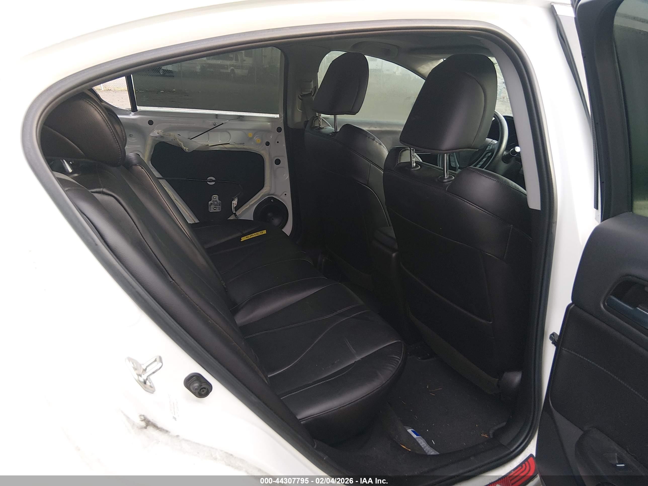 ACURA ILX image 8