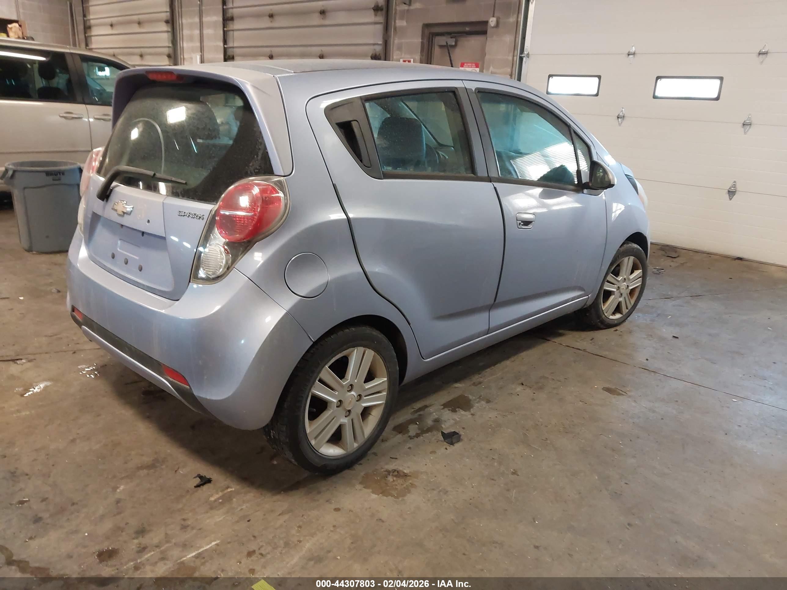 CHEVROLET SPARK image 4